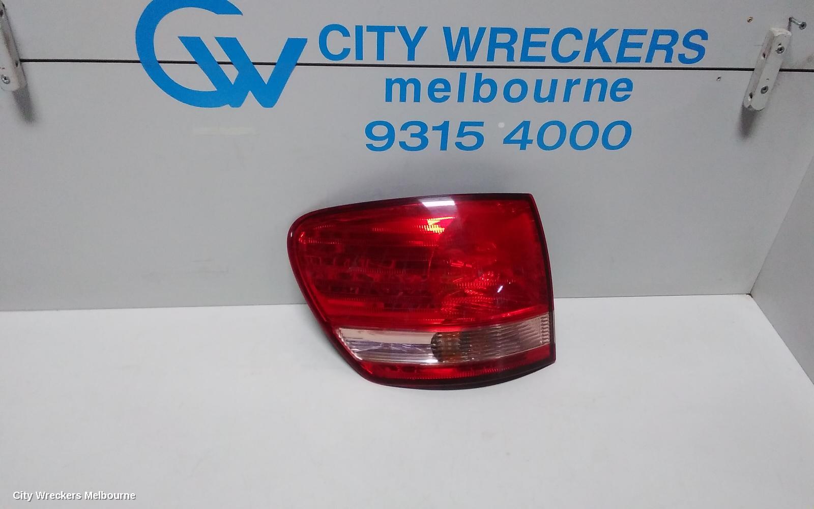 TOYOTA AVENSIS LEFT TAILLIGHT, ACM21R, 12/2003 - 12/2010
