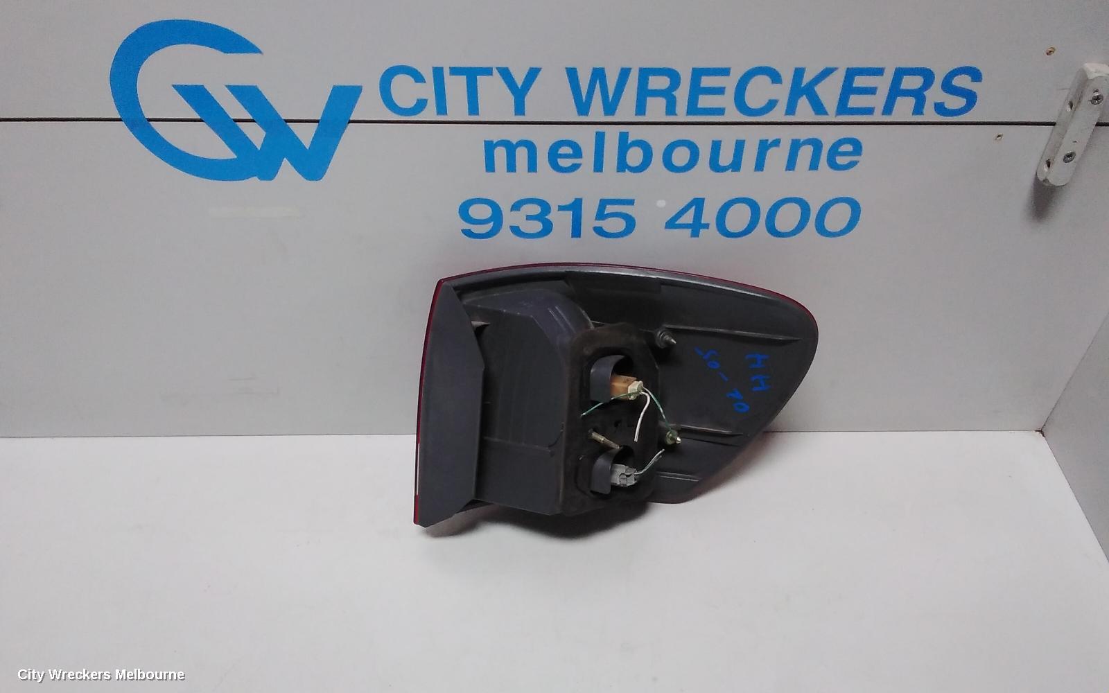 TOYOTA AVENSIS LEFT TAILLIGHT, ACM21R, 12/2003 - 12/2010