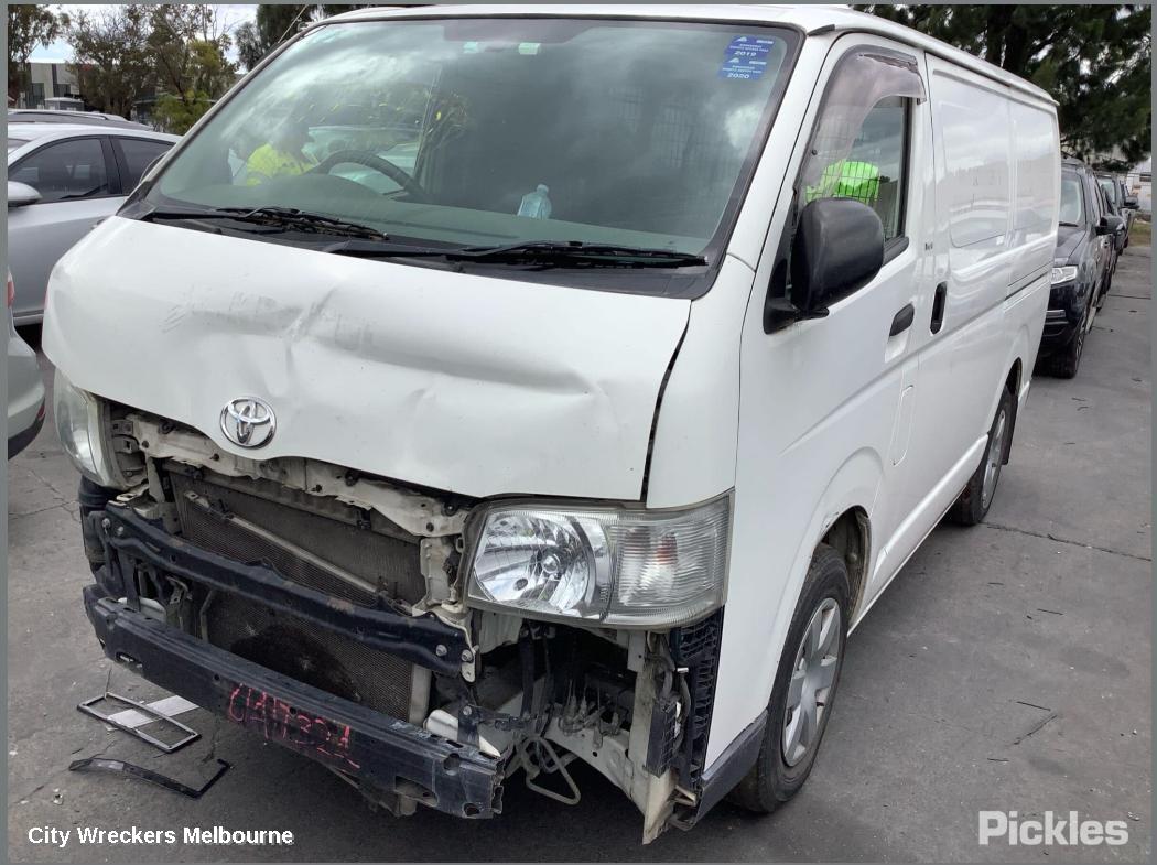 TOYOTA HIACE LEFT HEADLAMP, TRH/KDH, LWB/SWB, LENS# 26-118, 03/2005 - 08/2010
