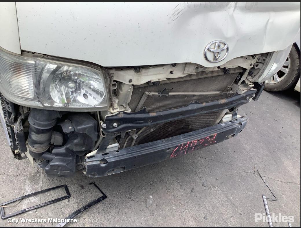 TOYOTA HIACE LEFT HEADLAMP, TRH/KDH, LWB/SWB, LENS# 26-118, 03/2005 - 08/2010