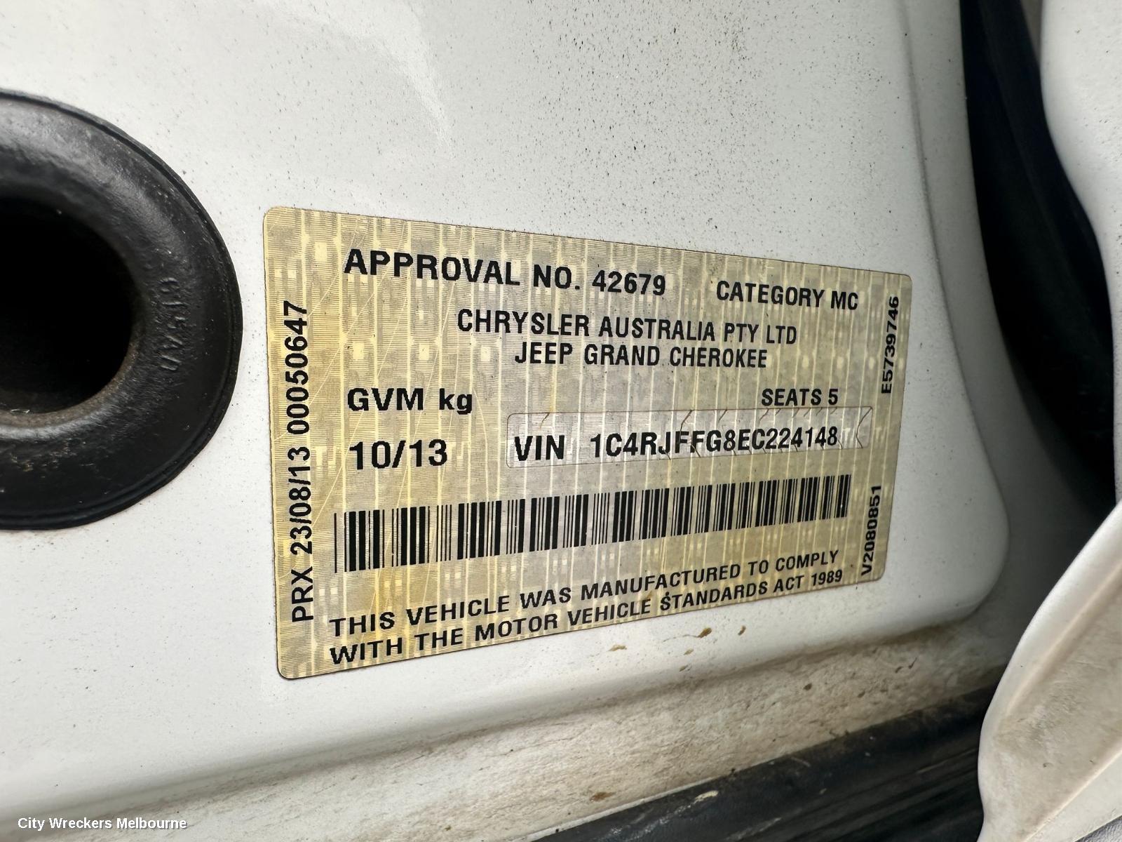 JEEP GRANDCHEROKEE RIGHT FRONT DOOR, WK, NON MOULD TYPE, 10/2010 - 02/2022