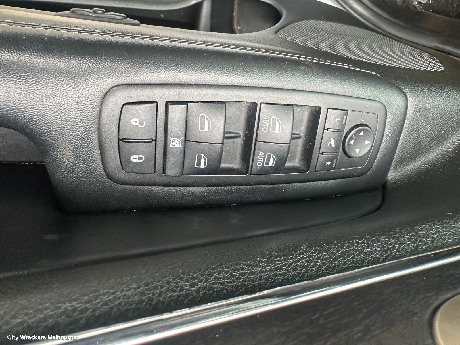 JEEP GRANDCHEROKEE PWR DR WIND SWITCH, RH FRONT (MASTER SWITCH), WK, 10/2010 - 02/2022