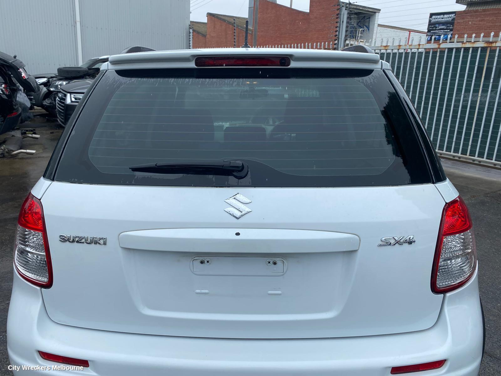 SUZUKI SX4 GRILLE, RADIATOR GRILLE, HATCH, 01/2010 - 08/2012