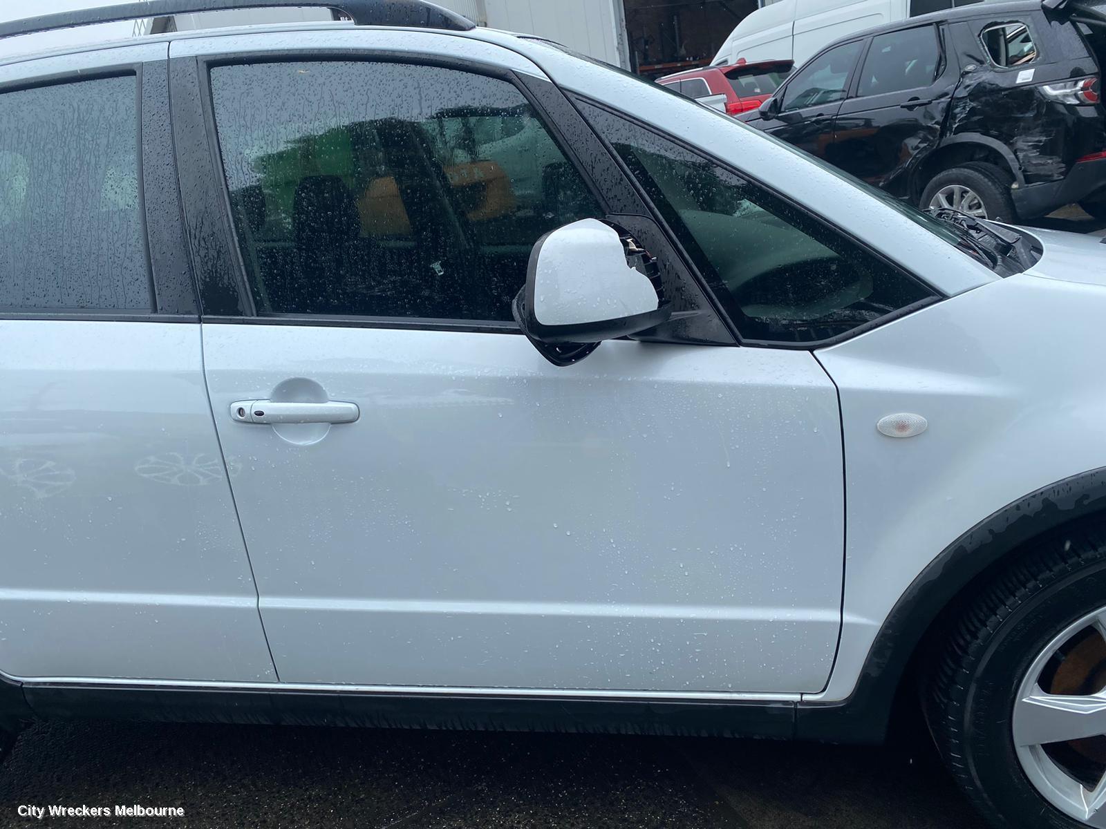 SUZUKI SX4 GRILLE, RADIATOR GRILLE, HATCH, 01/2010 - 08/2012