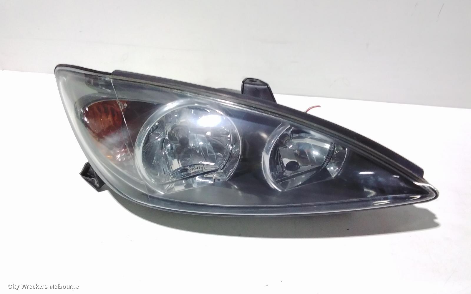 TOYOTA CAMRY RIGHT HEADLAMP, SK36, SPORTIVO, BLACK INSERT TYPE, 08/2002 - 09/2004