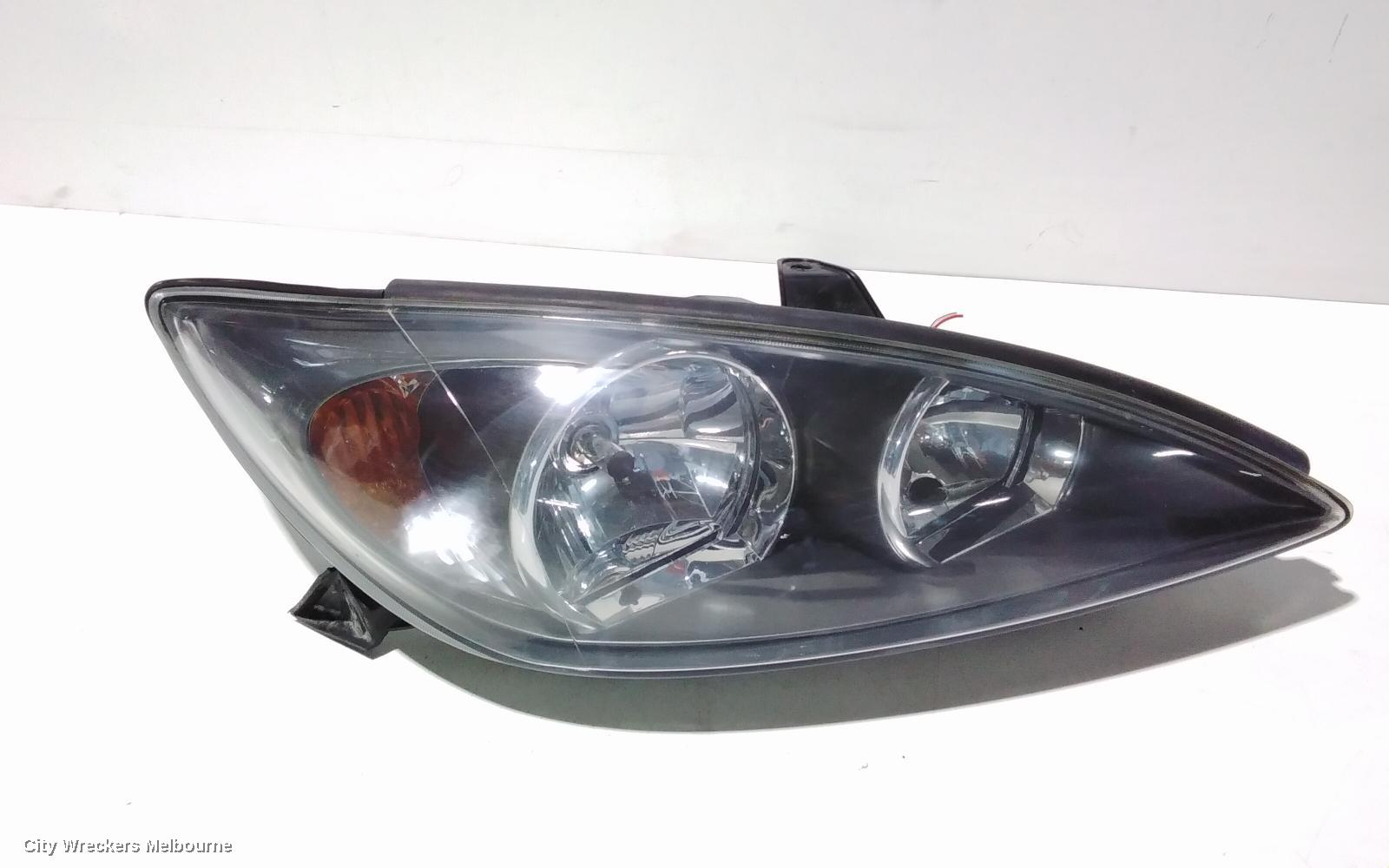 TOYOTA CAMRY RIGHT HEADLAMP, SK36, SPORTIVO, BLACK INSERT TYPE, 08/2002 - 09/2004