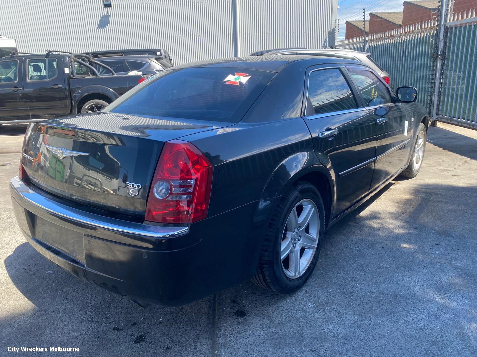 CHRYSLER 300C RIGHT REAR DOOR, 11/2005 - 12/2011