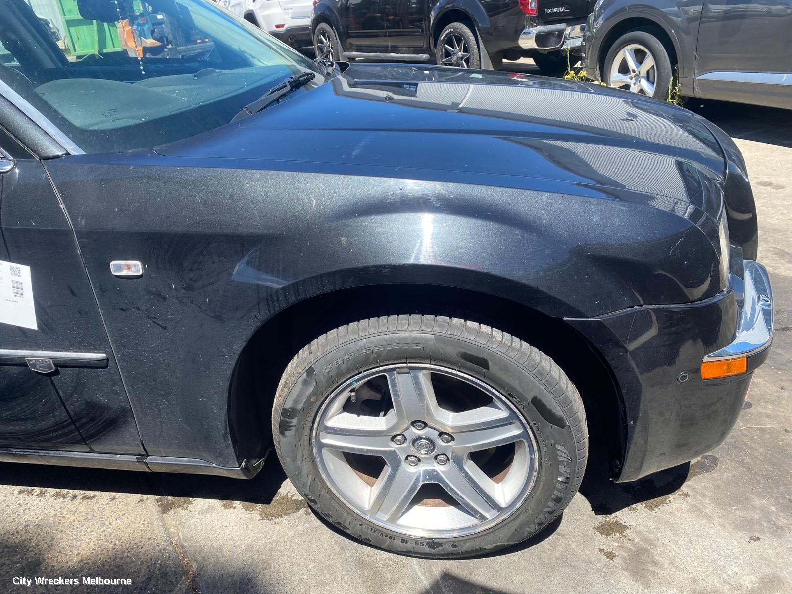 CHRYSLER 300C RIGHT REAR DOOR, 11/2005 - 12/2011