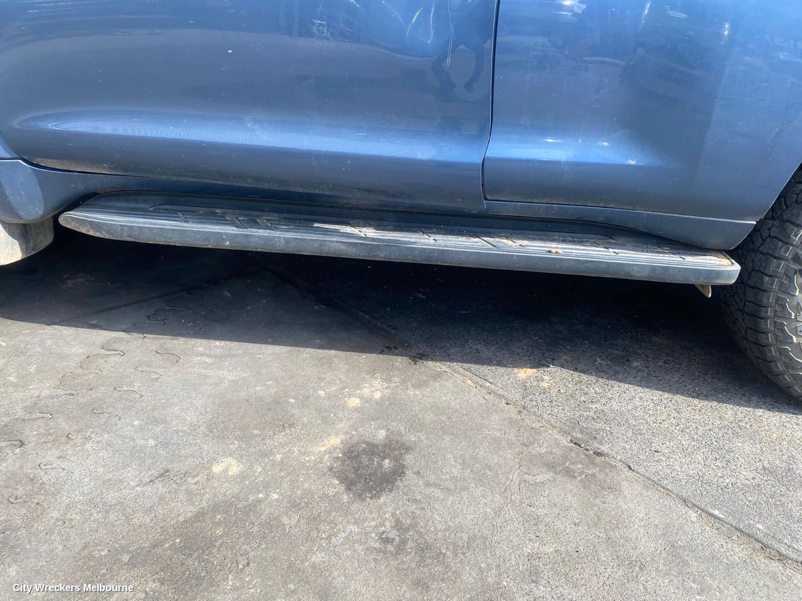 TOYOTA PRADO ANTENNA, 150 SERIES, 11/2009 ONWARDS