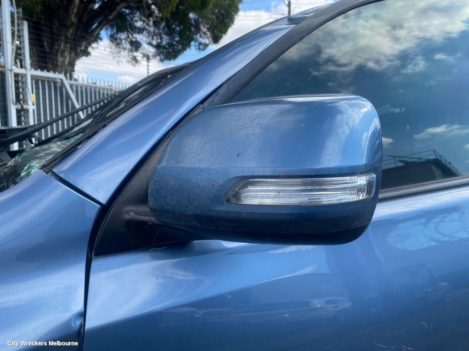 TOYOTA PRADO ANTENNA, 150 SERIES, 11/2009 ONWARDS