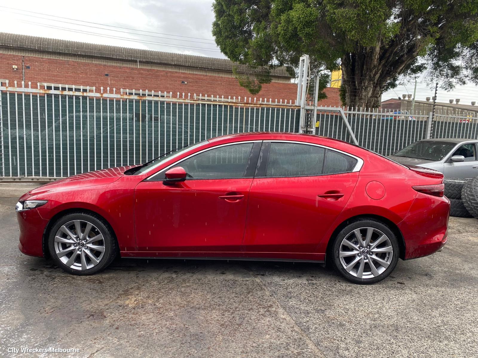 MAZDA 3 REVERSE CAMERA, FRONT CAMERA (WINDSCREEN MOUNTED), BP, 03/2019 ONWARDS