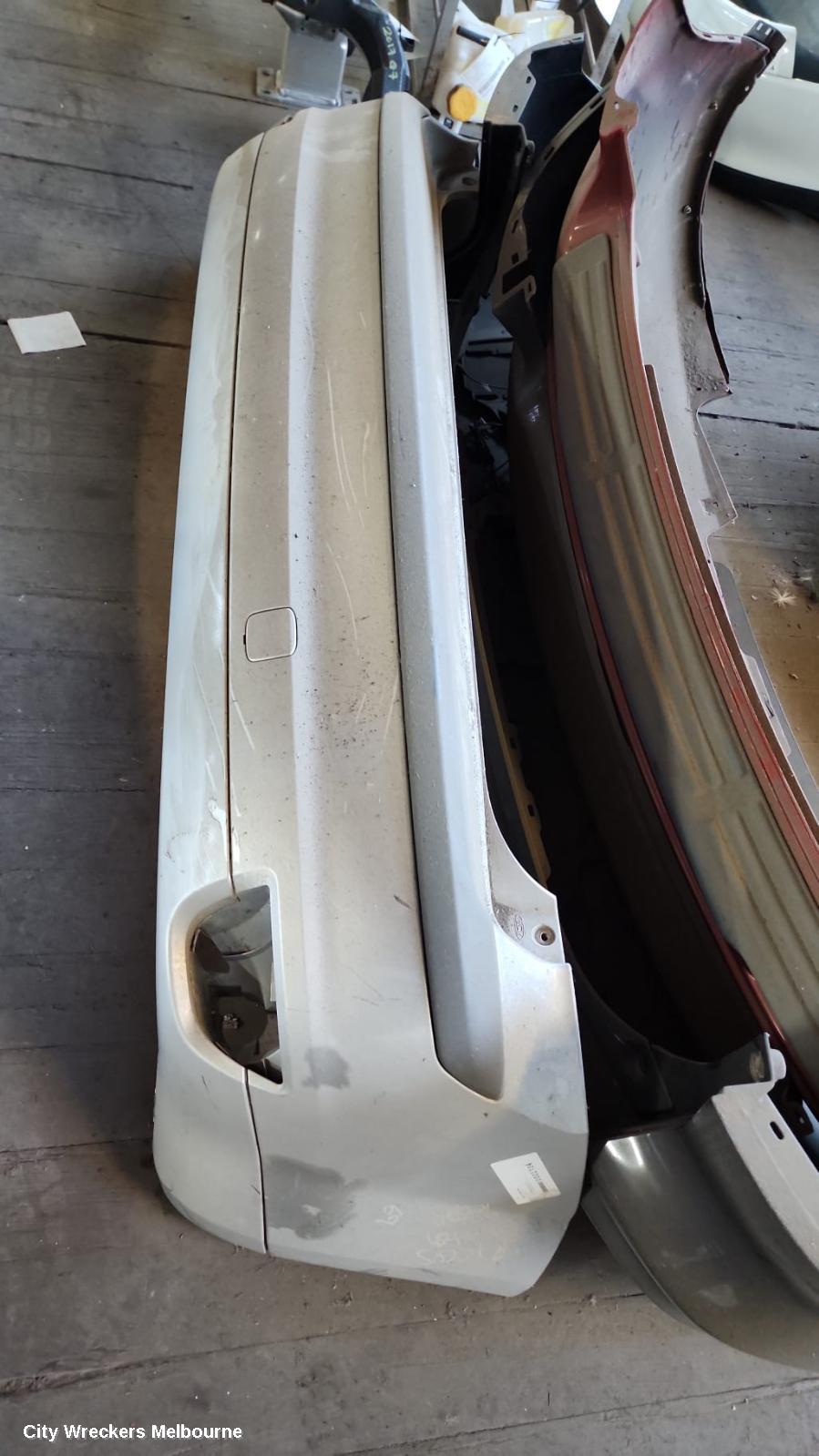 FORD FOCUS REAR BUMPER, LS, HATCH, NON REVERSE PARKING SENSORS TYPE, 06/2005 - 05/2007