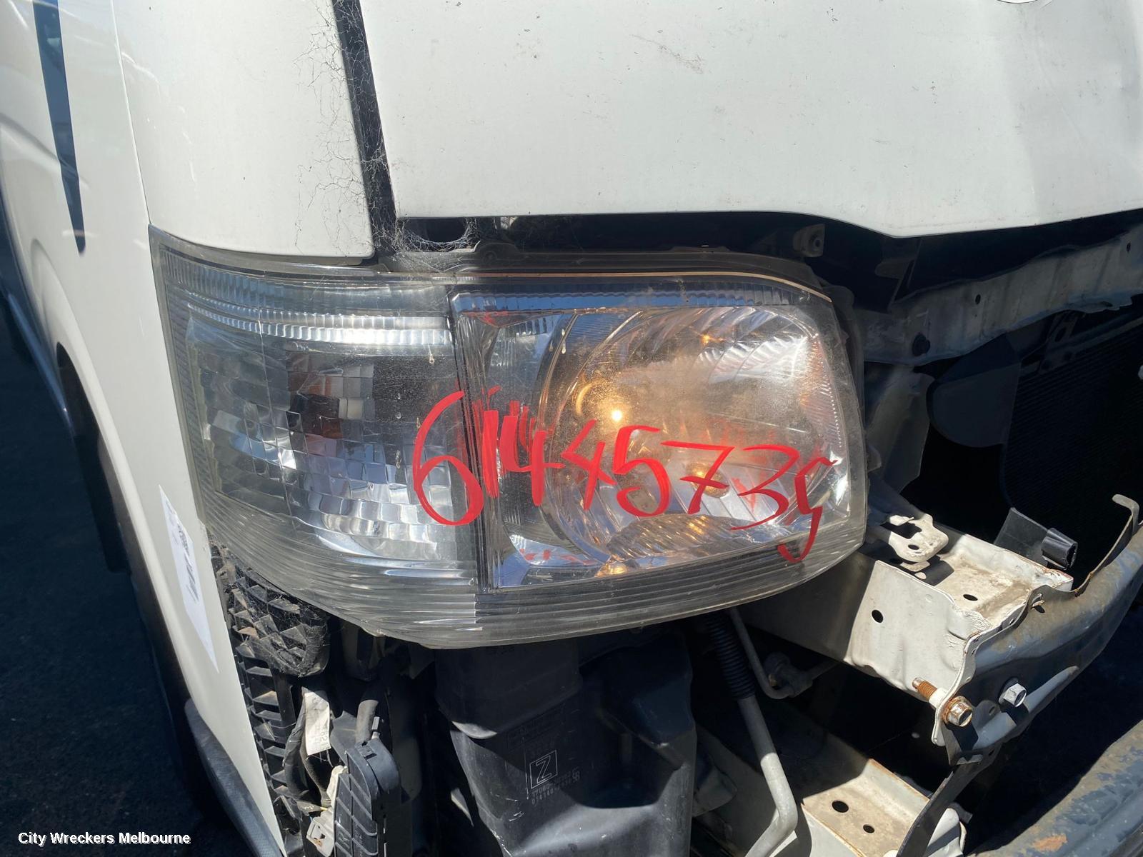 TOYOTA HIACE RIGHT GUARD, TRH/KDH, CORNER PANEL, 03/2005 - 04/2019