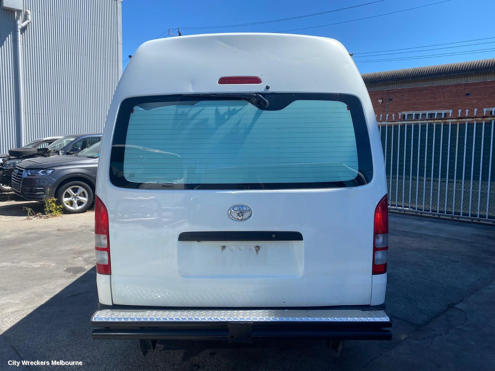 TOYOTA HIACE RIGHT GUARD, TRH/KDH, CORNER PANEL, 03/2005 - 04/2019