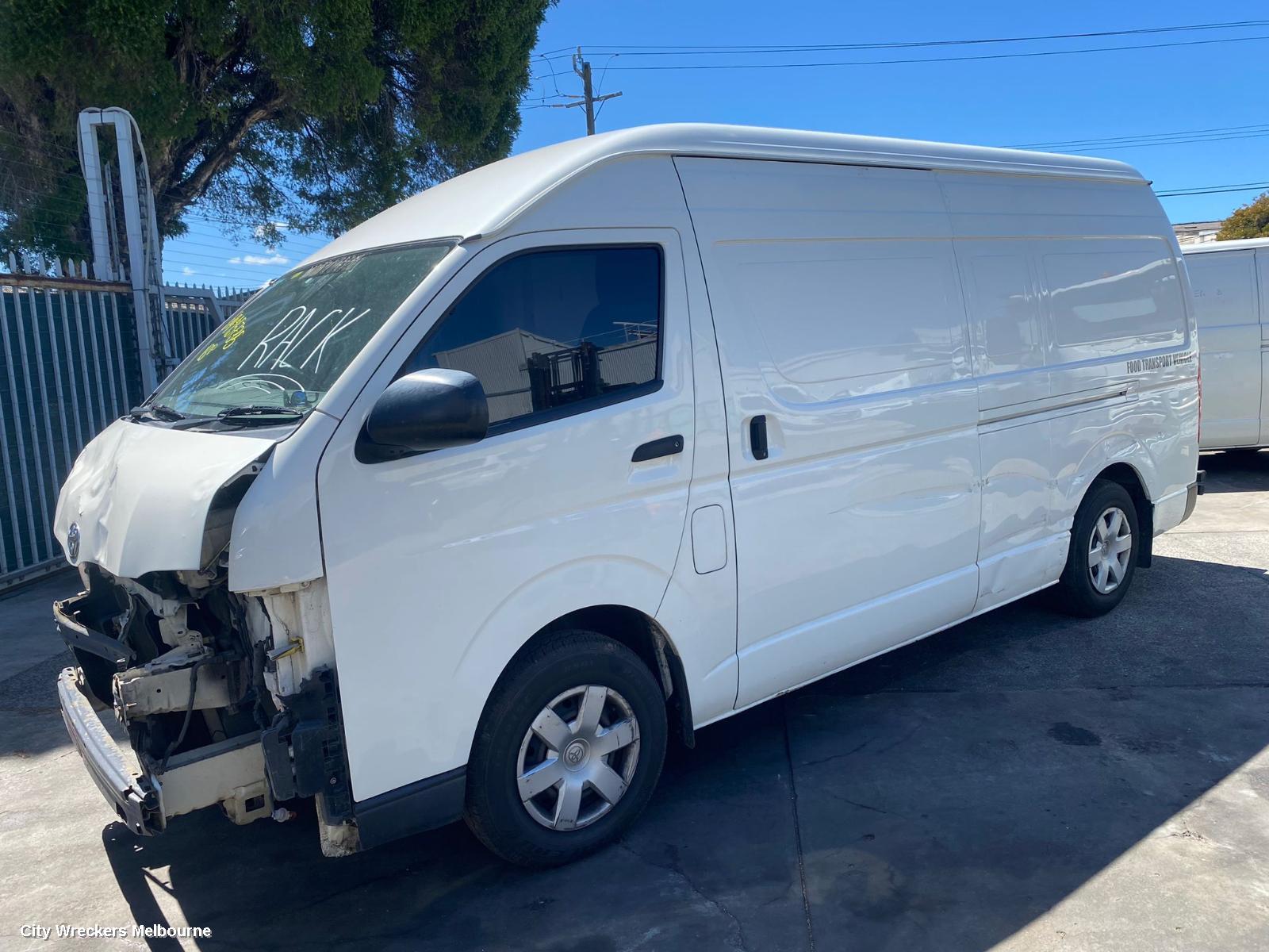 TOYOTA HIACE RIGHT GUARD, TRH/KDH, CORNER PANEL, 03/2005 - 04/2019