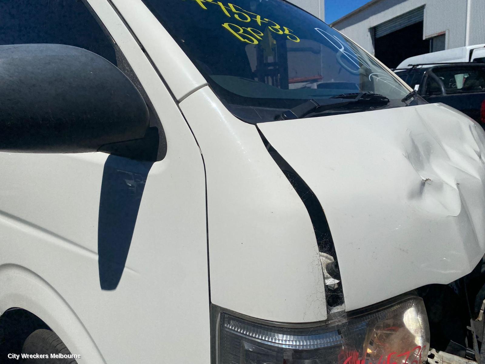 TOYOTA HIACE RIGHT GUARD, TRH/KDH, CORNER PANEL, 03/2005 - 04/2019