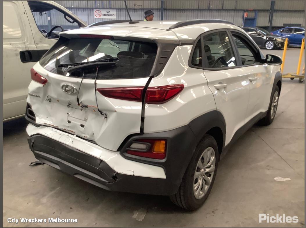 HYUNDAI KONA LEFT FRONT STRUT, OS, 09/2017 - 07/2023