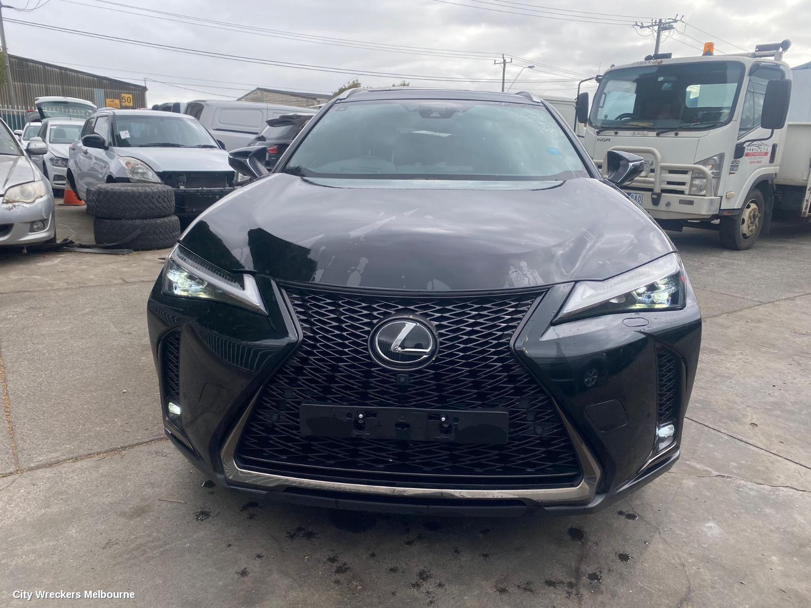 LEXUS UX LEFT FRONT DOOR WINDOW, X10, 10/2018 ONWARDS