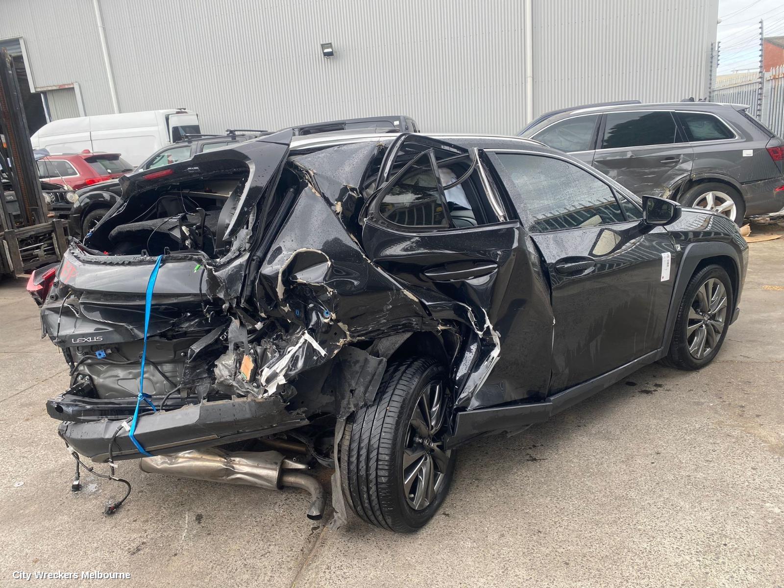 LEXUS UX LEFT FRONT DOOR WINDOW, X10, 10/2018 ONWARDS