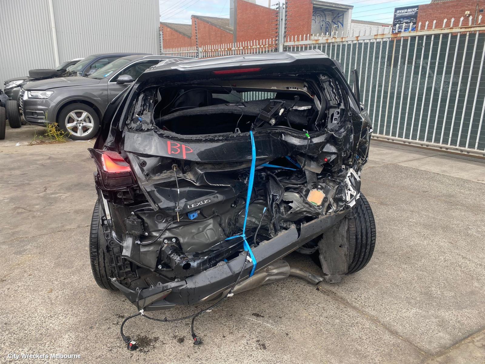 LEXUS UX LEFT FRONT DOOR WINDOW, X10, 10/2018 ONWARDS