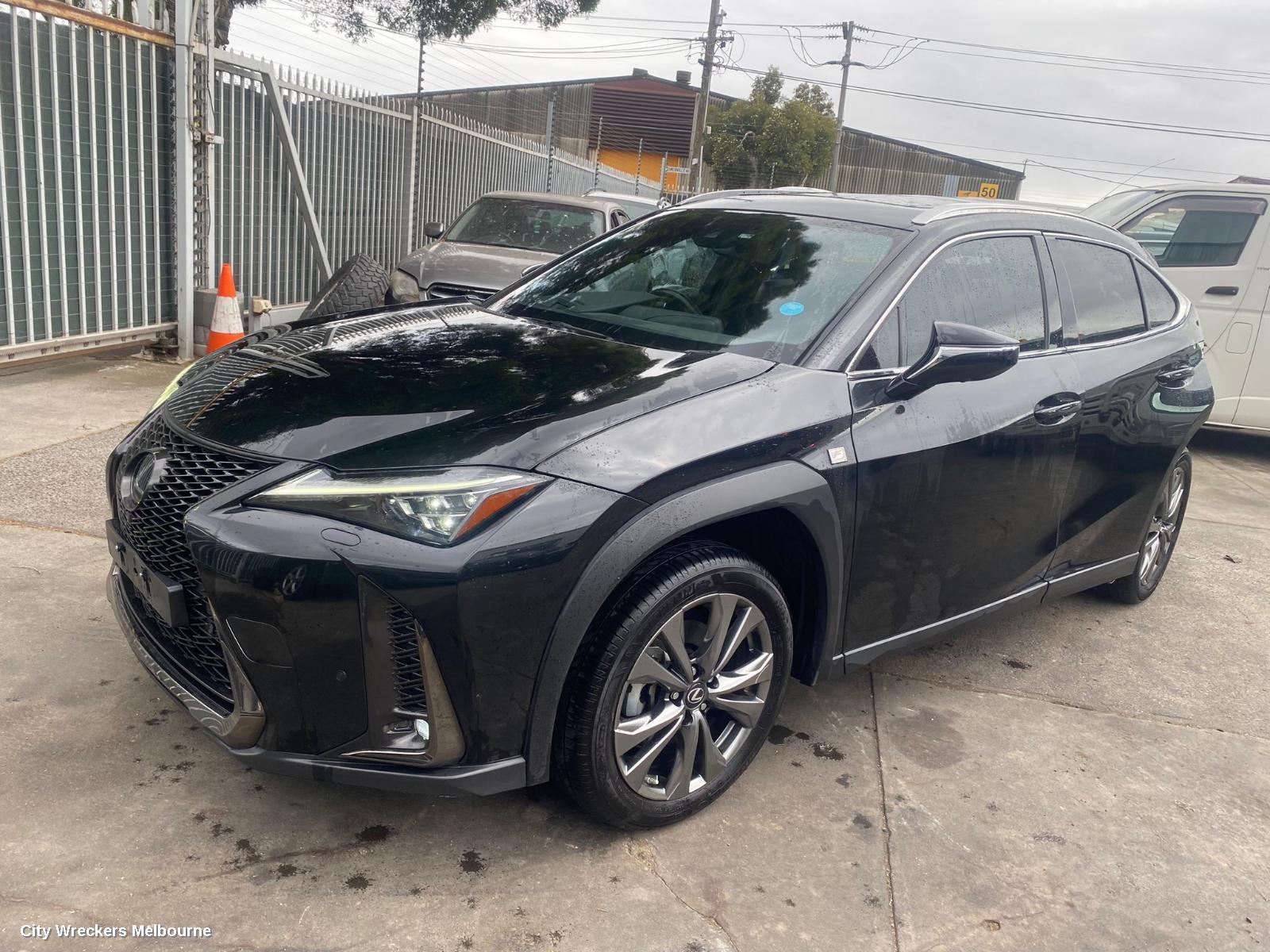 LEXUS UX LEFT FRONT DOOR WINDOW, X10, 10/2018 ONWARDS