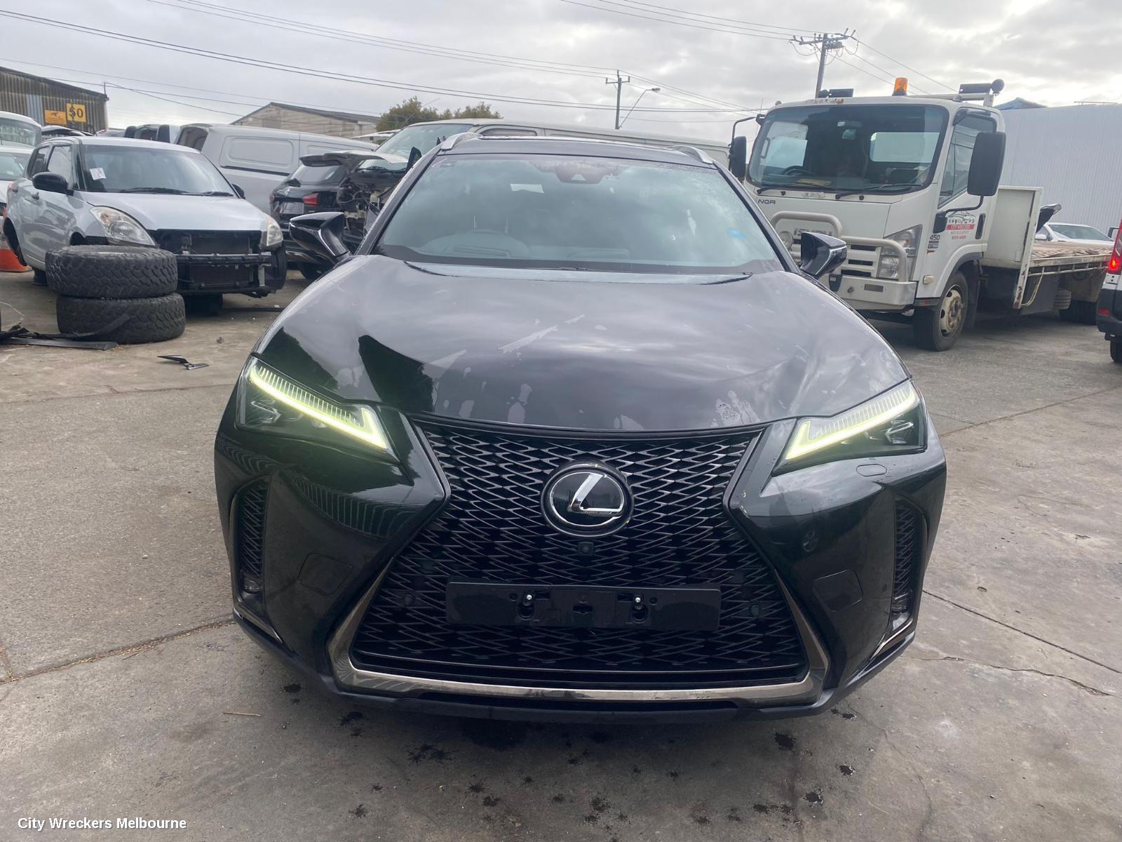 LEXUS UX LEFT FRONT DOOR WINDOW, X10, 10/2018 ONWARDS