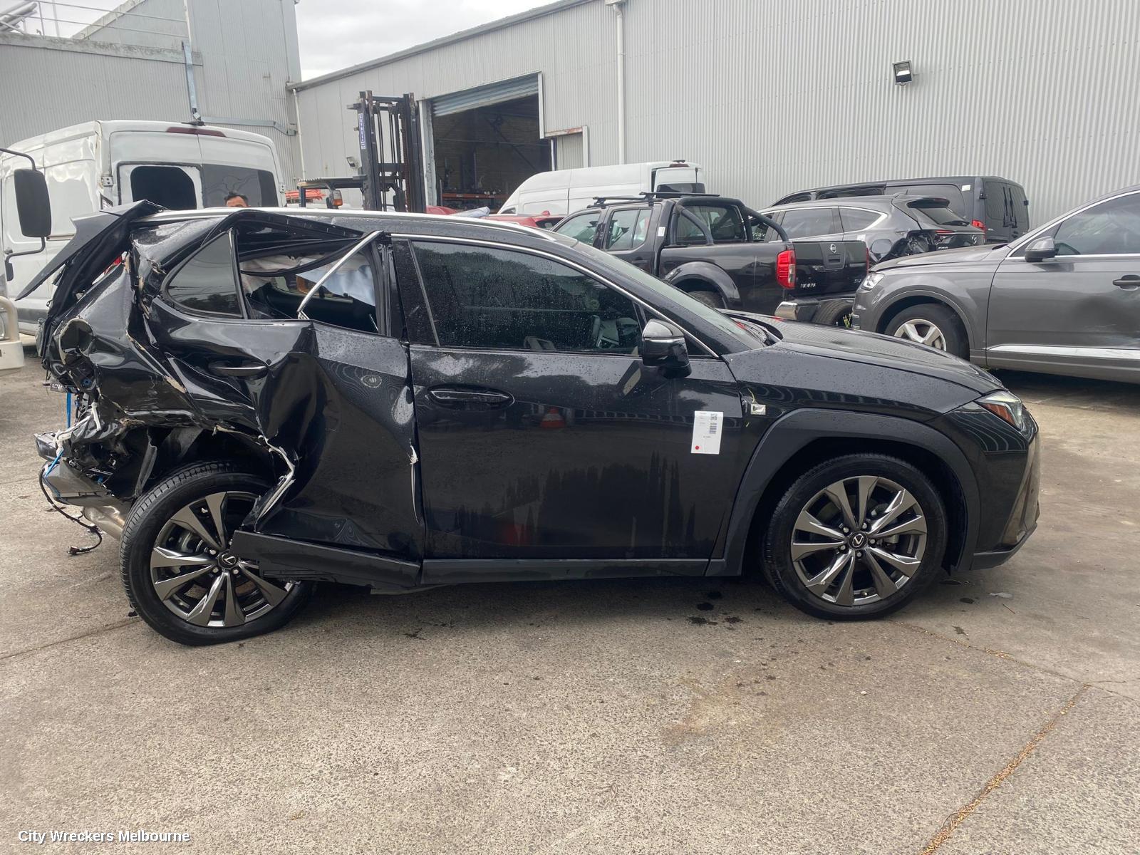 LEXUS UX LEFT FRONT DOOR WINDOW, X10, 10/2018 ONWARDS