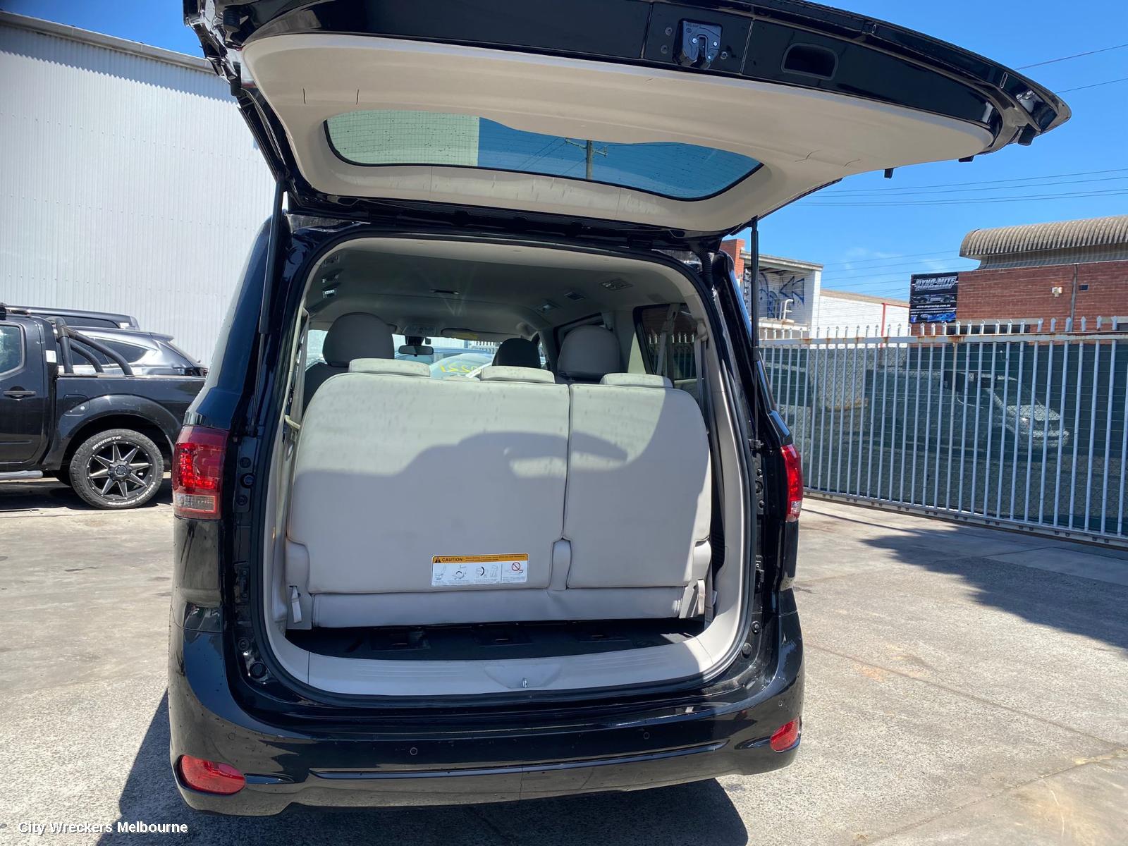 LDV G10 LEFT REAR DOOR/SLIDING, SV7A, WAGON, POP-OUT GLASS TYPE, W/ MOULD, ELECTRIC TYPE, 04/2015 - 08/2022