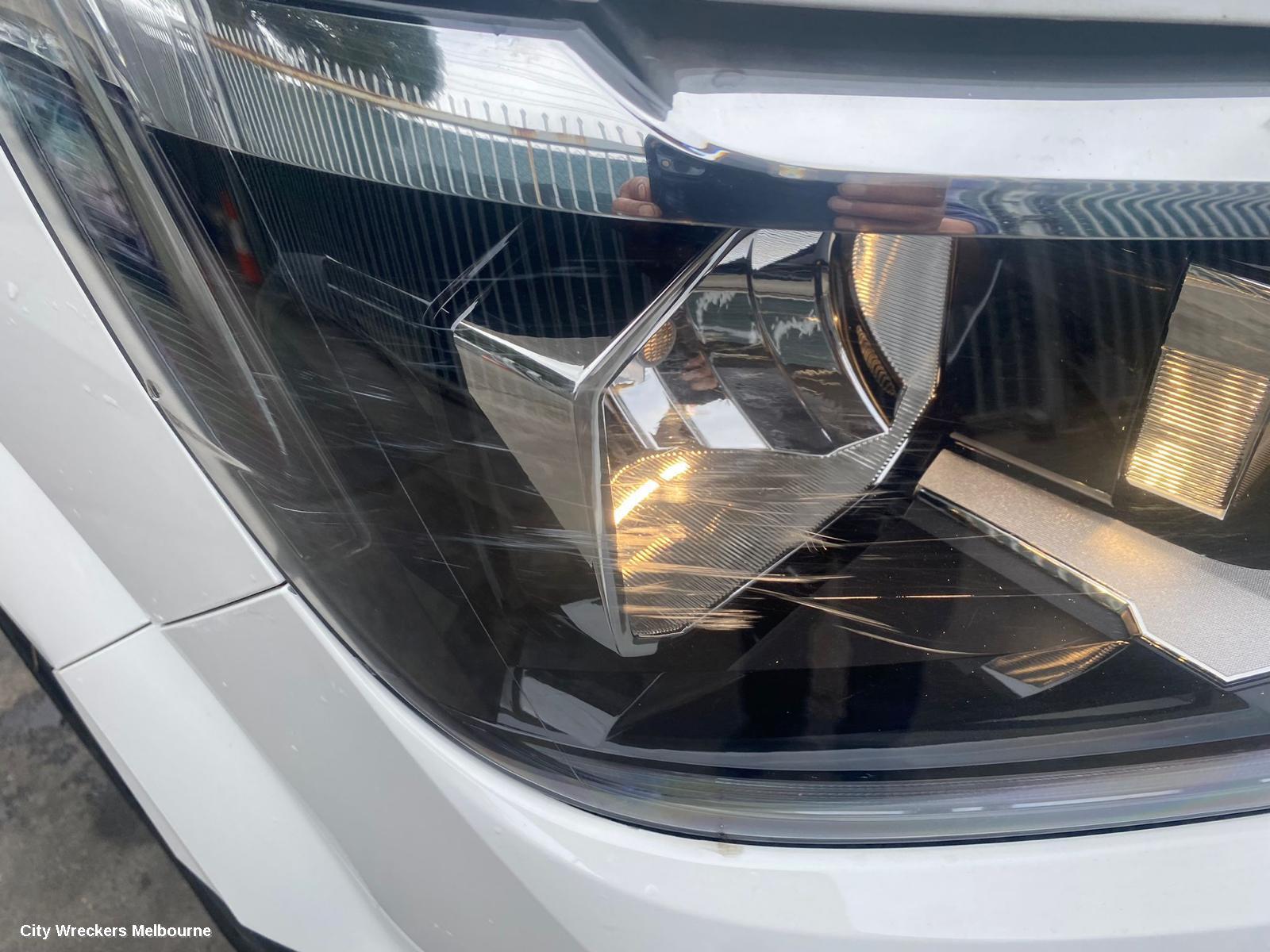 VOLKSWAGEN CRAFTER AIR CLEANER/BOX, AIR CLEANER, SY1, 2.0, DIESEL, DAUA CODE, 08/2017 ONWARDS