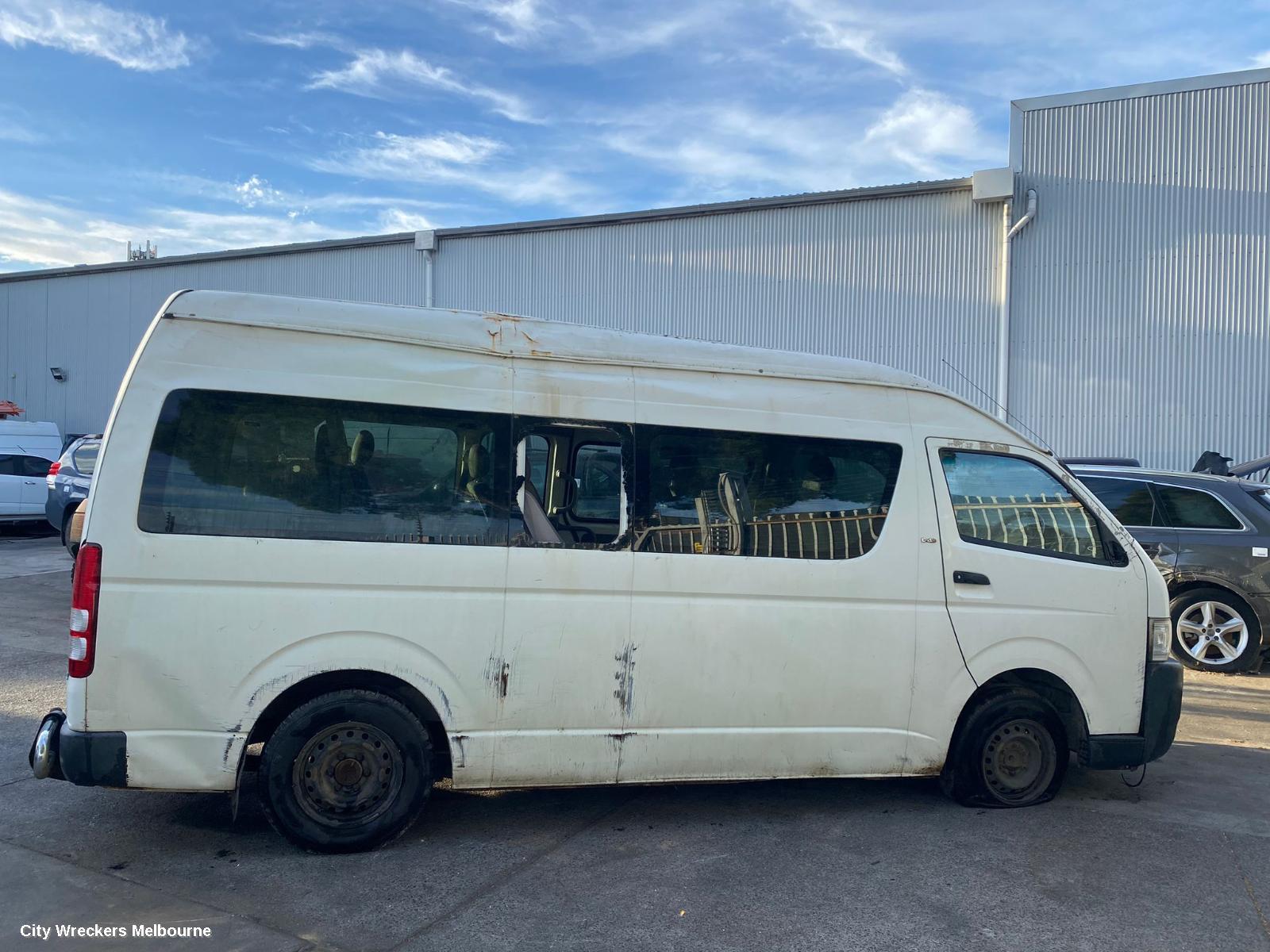 TOYOTA HIACE RIGHT GUARD, TRH/KDH, CORNER PANEL, 03/2005 - 04/2019