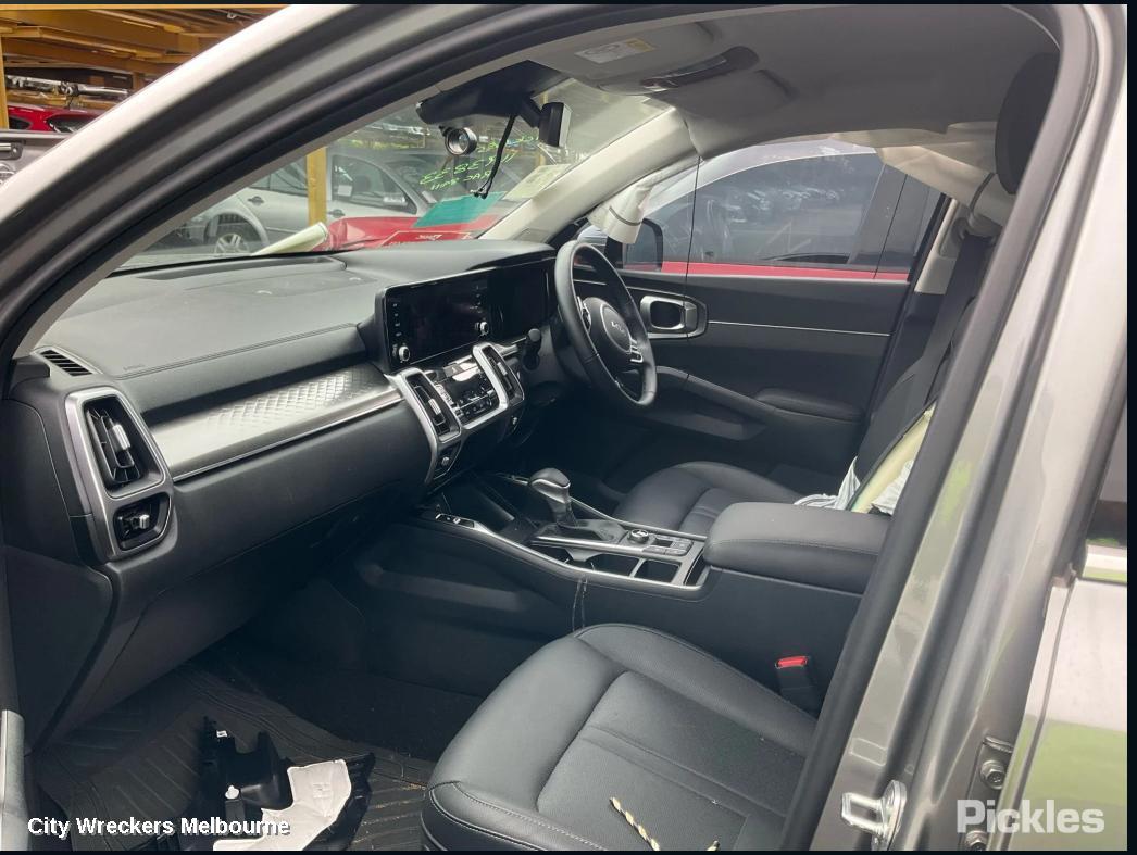 KIA SORENTO GLOVE BOX, MQ4, 02/2020 ONWARDS