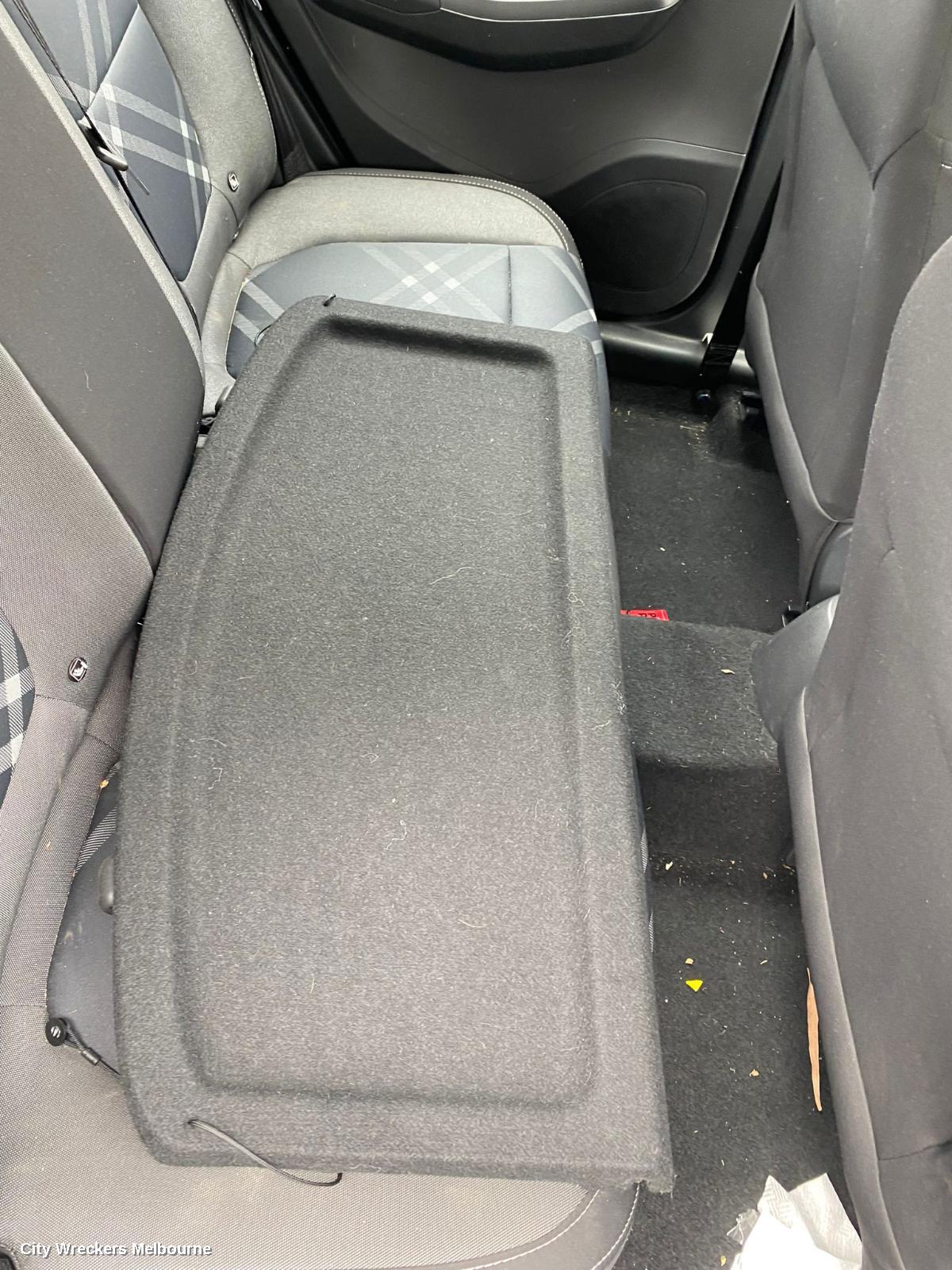 MG MG3 FRONT SEAT, LH FRONT, GREY/CHECKERED CLOTH, SZP1, 07/2016 ONWARDS