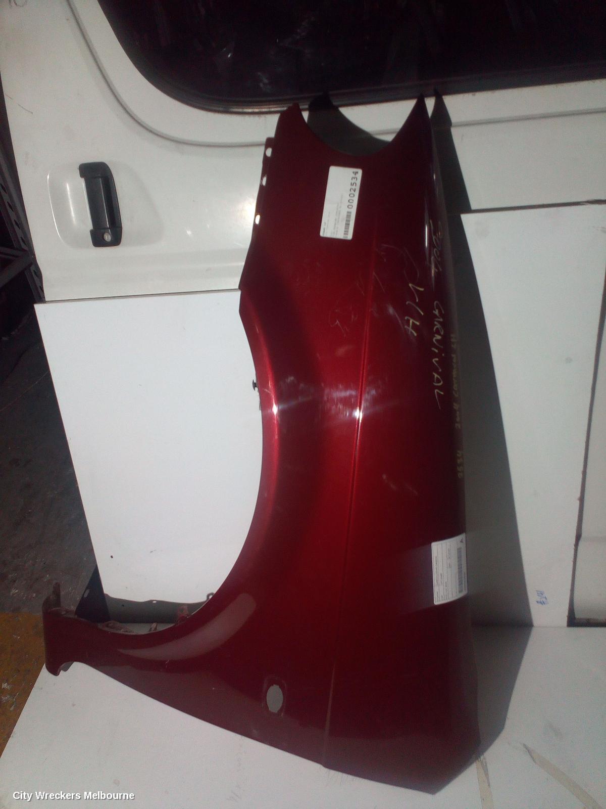 KIA CARNIVAL/GRAND CARNIVAL LEFT GUARD, KV SII, 12/2001 - 09/2006
