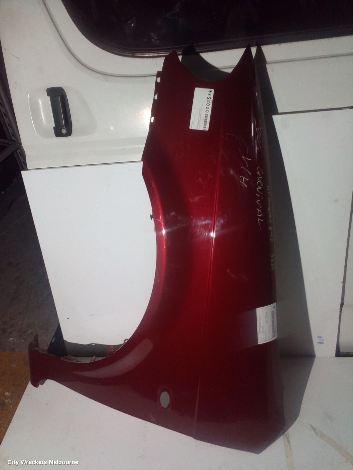 KIA CARNIVAL/GRAND CARNIVAL LEFT GUARD, KV SII, 12/2001 - 09/2006