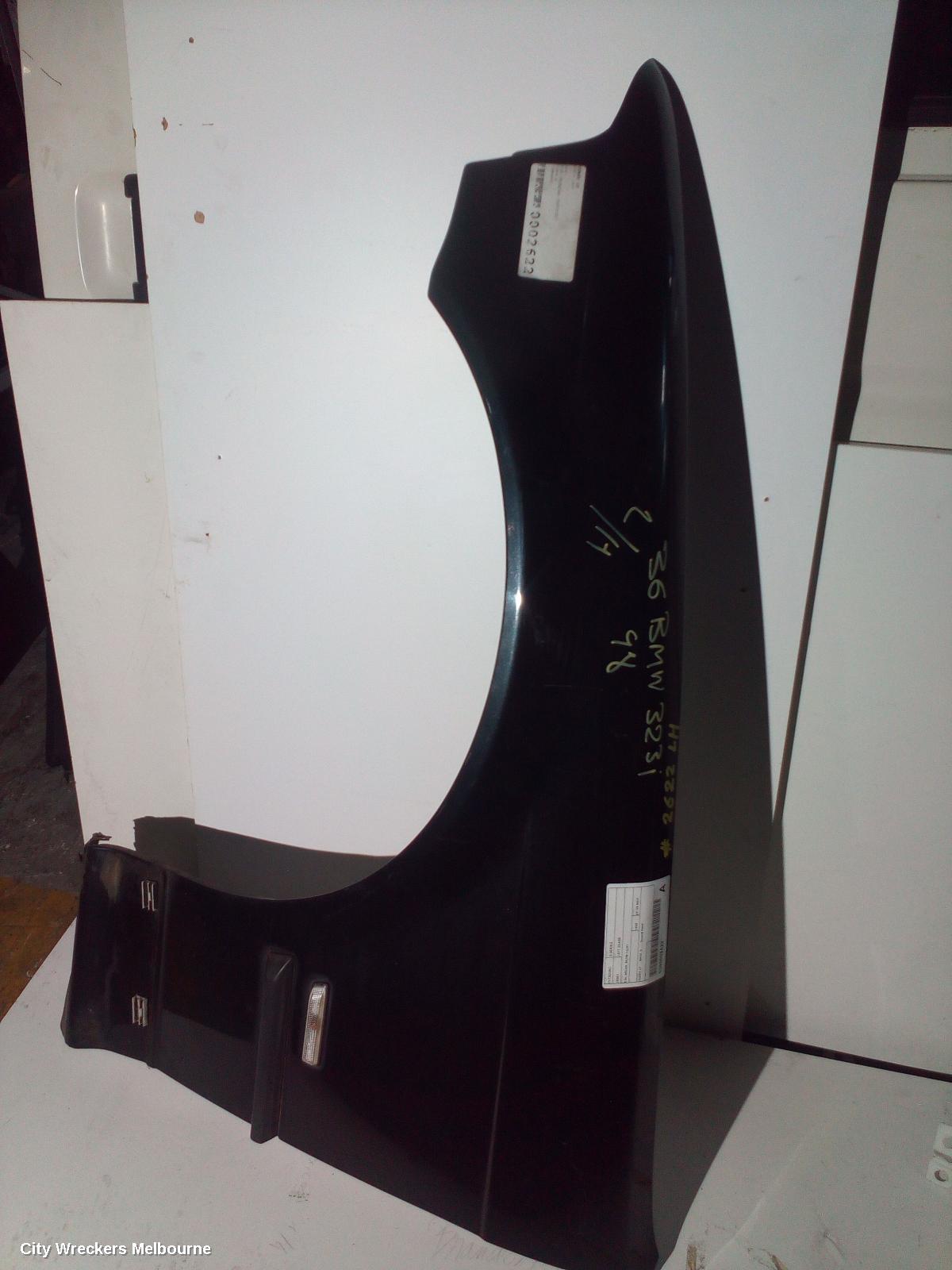 BMW 3 SERIES LEFT GUARD, E46, SEDAN, 09/1998 - 10/2001