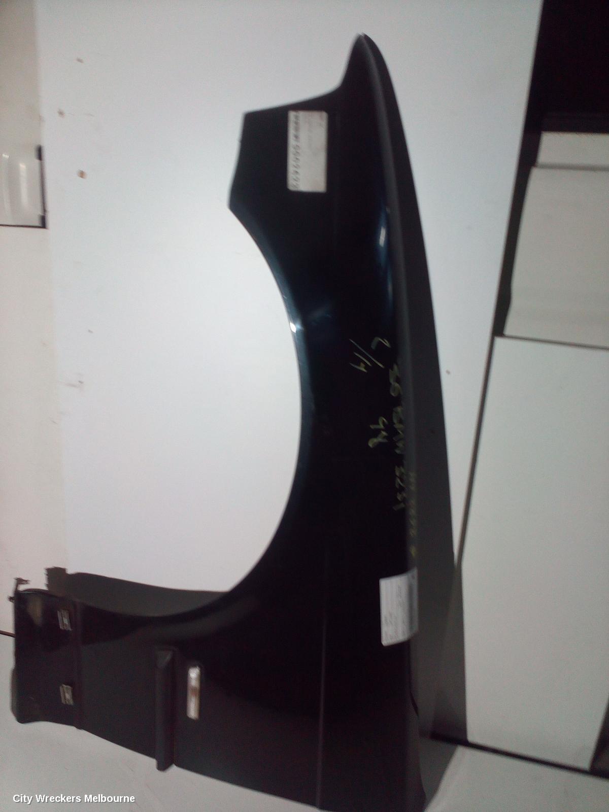 BMW 3 SERIES LEFT GUARD, E46, SEDAN, 09/1998 - 10/2001