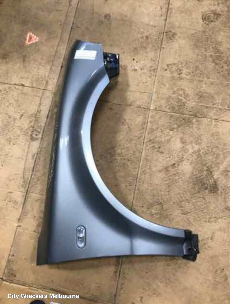 VOLKSWAGEN PASSAT RIGHT GUARD, 3B/GP, SUIT W/ REPEATER LAMP, 02/2001 - 11/2005
