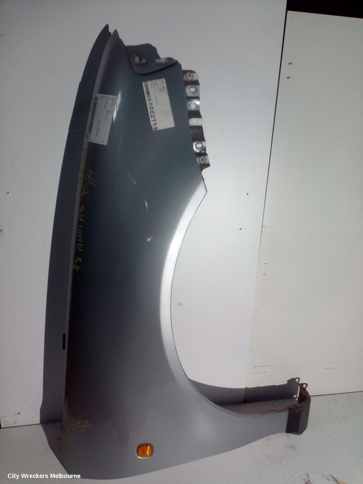 AUDI A3 RIGHT GUARD, 8L, 05/1997 - 10/2000