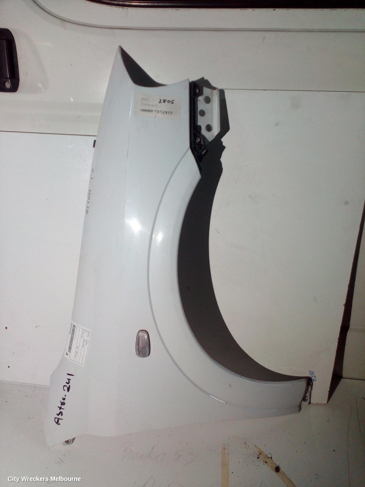 HOLDEN ASTRA RIGHT GUARD, TS, 08/1998 - 10/2006