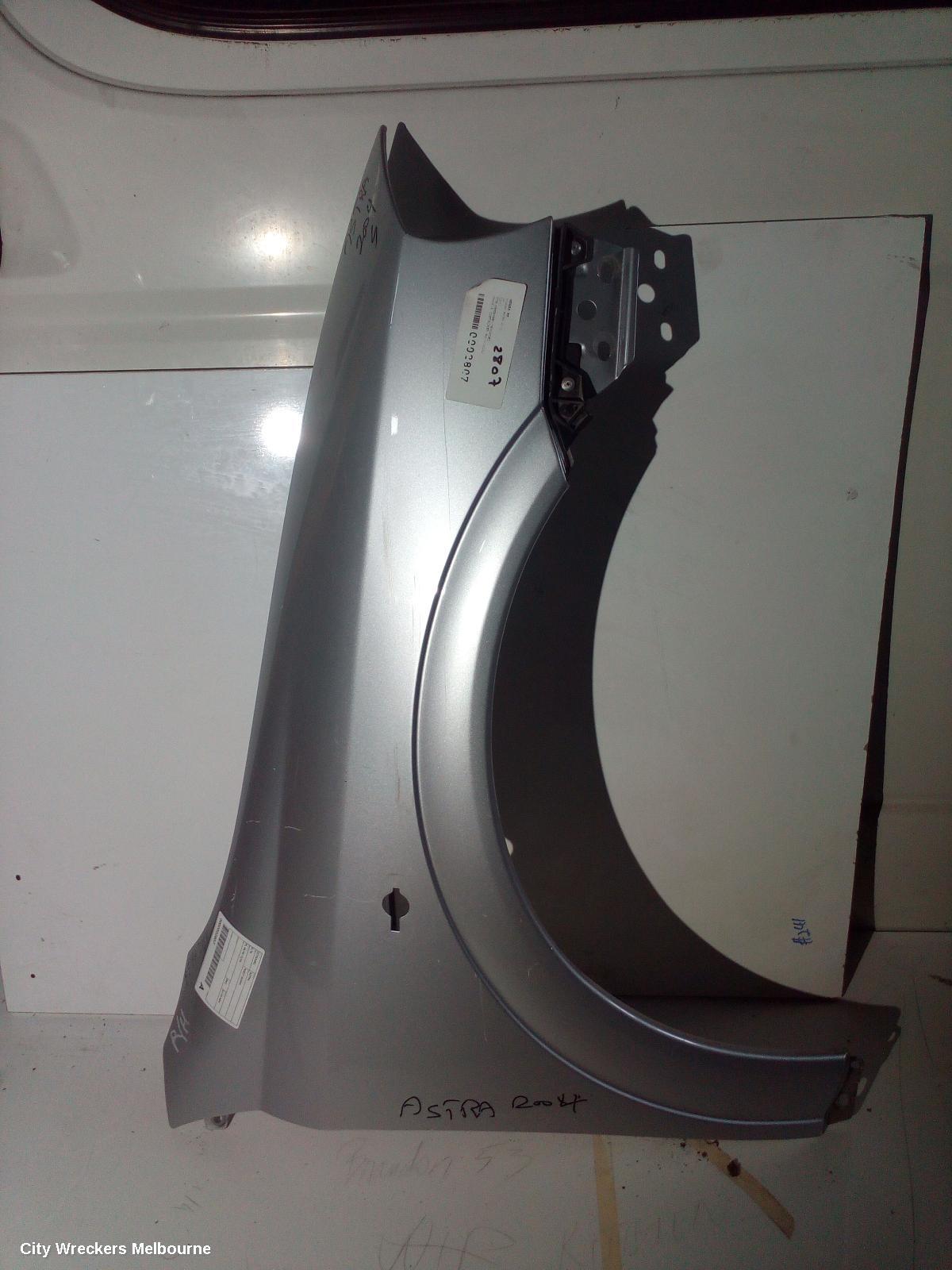 HOLDEN ASTRA RIGHT GUARD, TS, 08/1998 - 10/2006