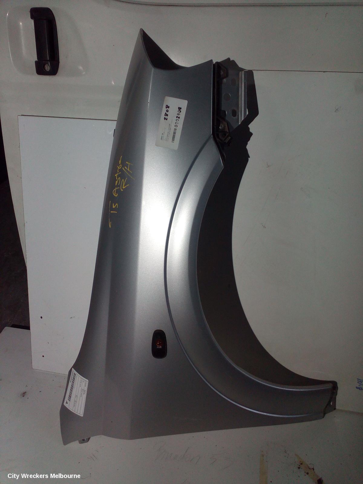 HOLDEN ASTRA RIGHT GUARD, TS, 08/1998 - 10/2006