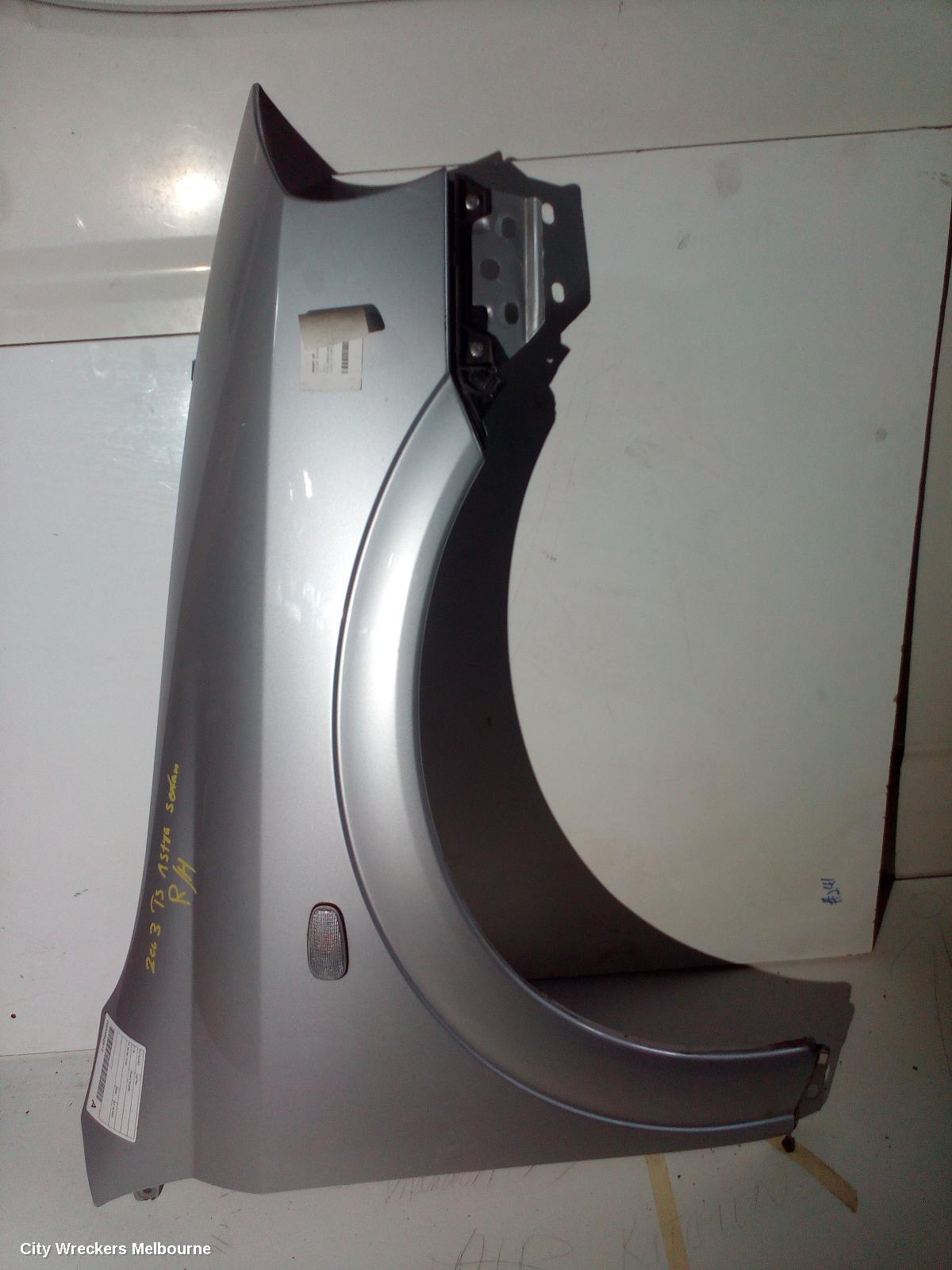 HOLDEN ASTRA RIGHT GUARD, TS, 08/1998 - 10/2006
