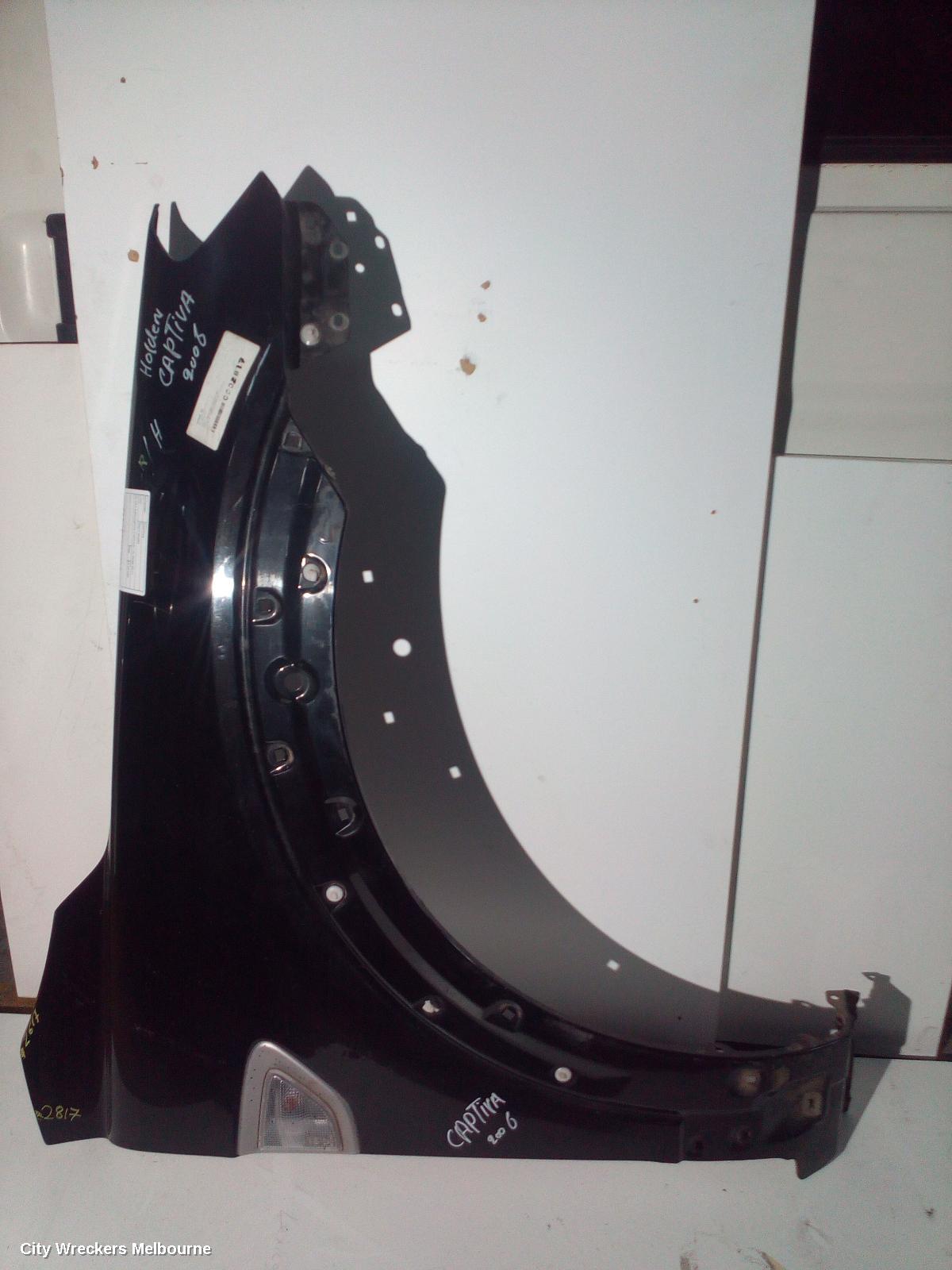 HOLDEN CAPTIVA RIGHT GUARD, CG, CX/LX/SX/CAPTIVA 7 (4TH VIN = C), 09/2006 - 02/2011