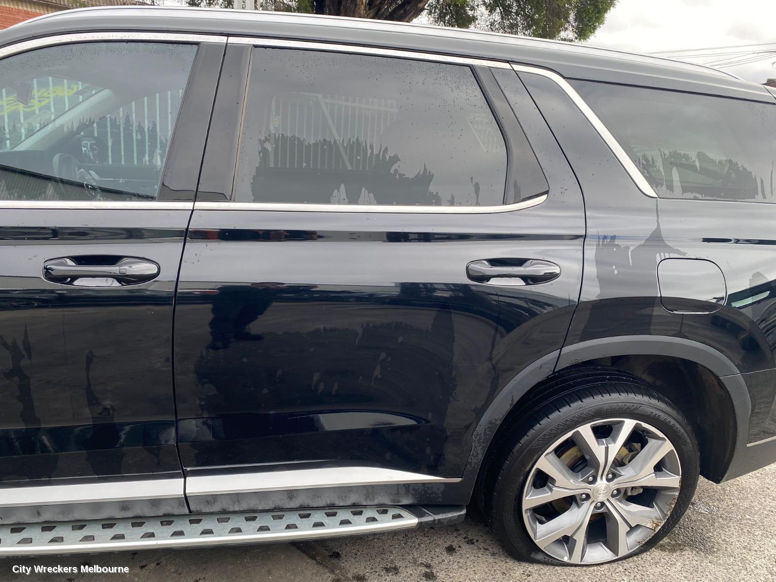 HYUNDAI PALISADE LEFT GUARD, LX2, 07/2020 - 03/2025