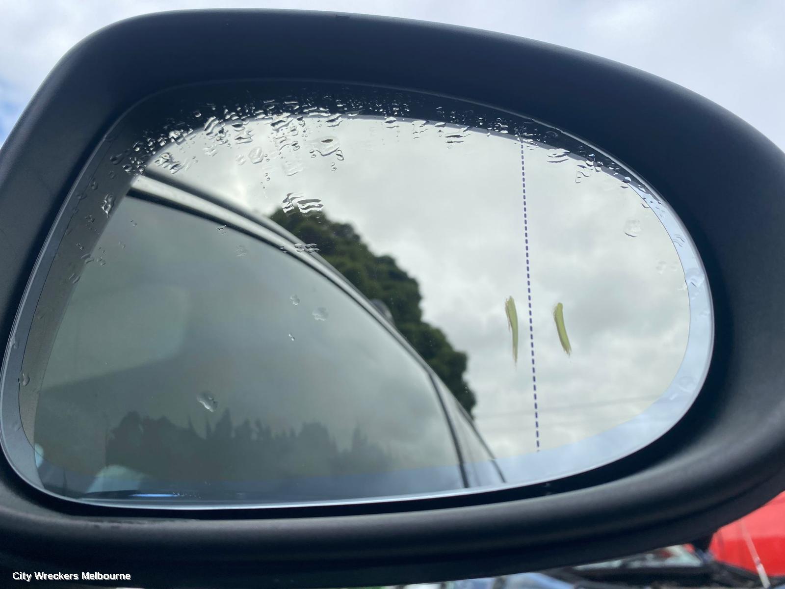 VOLKSWAGEN TOUAREG BONNET, 7P, 07/2011 - 04/2018