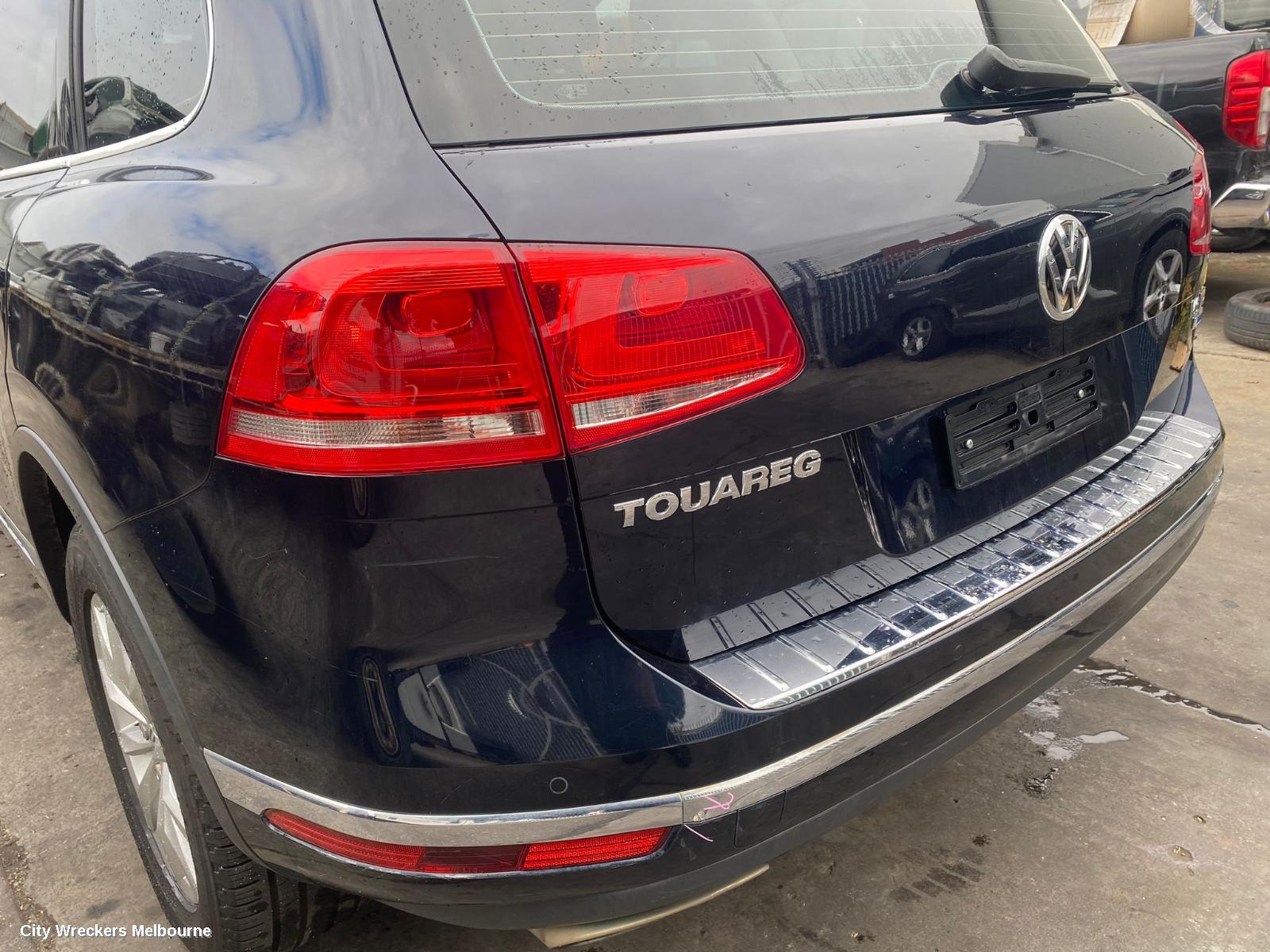 VOLKSWAGEN TOUAREG BONNET, 7P, 07/2011 - 04/2018