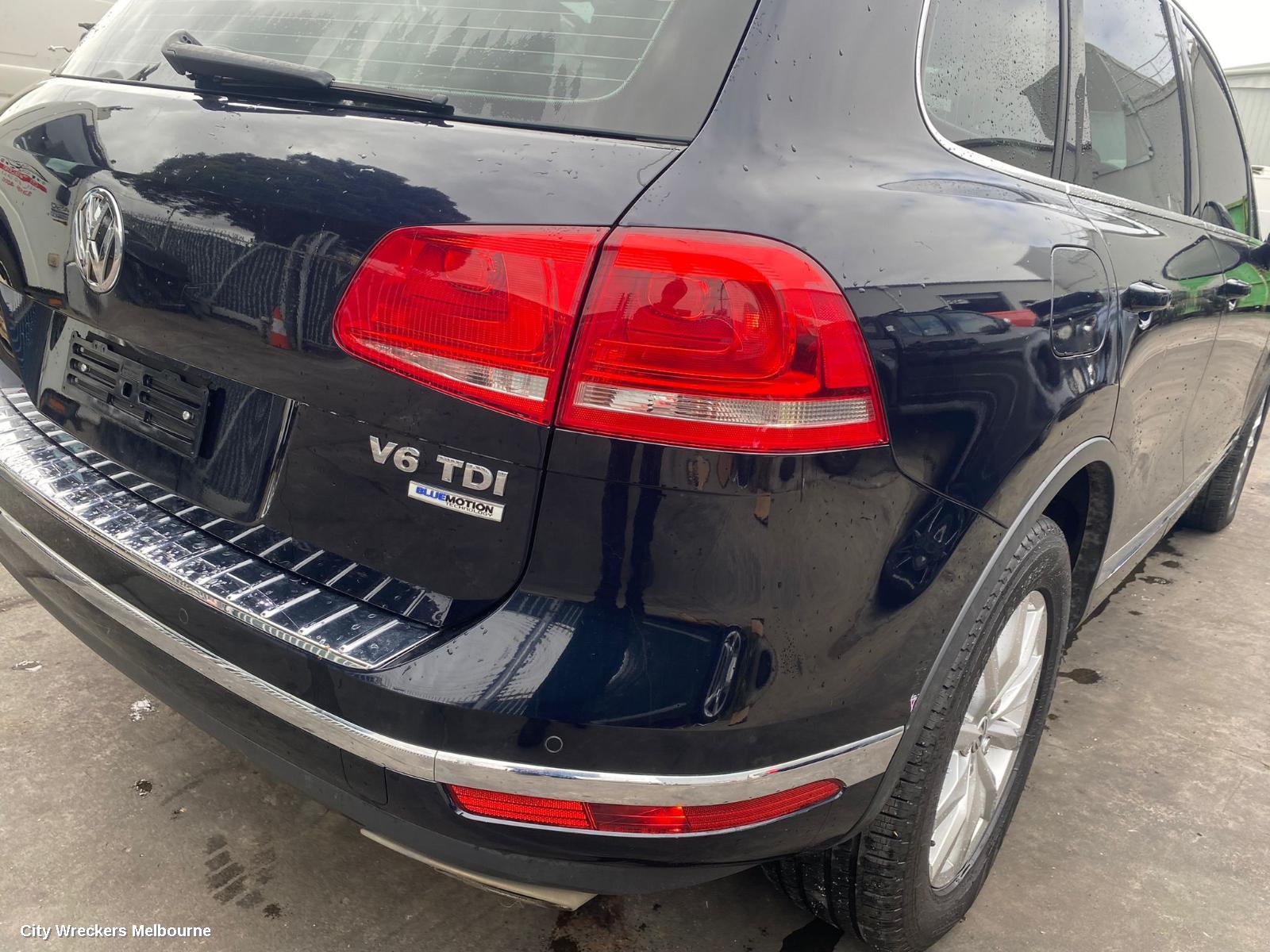 VOLKSWAGEN TOUAREG BONNET, 7P, 07/2011 - 04/2018