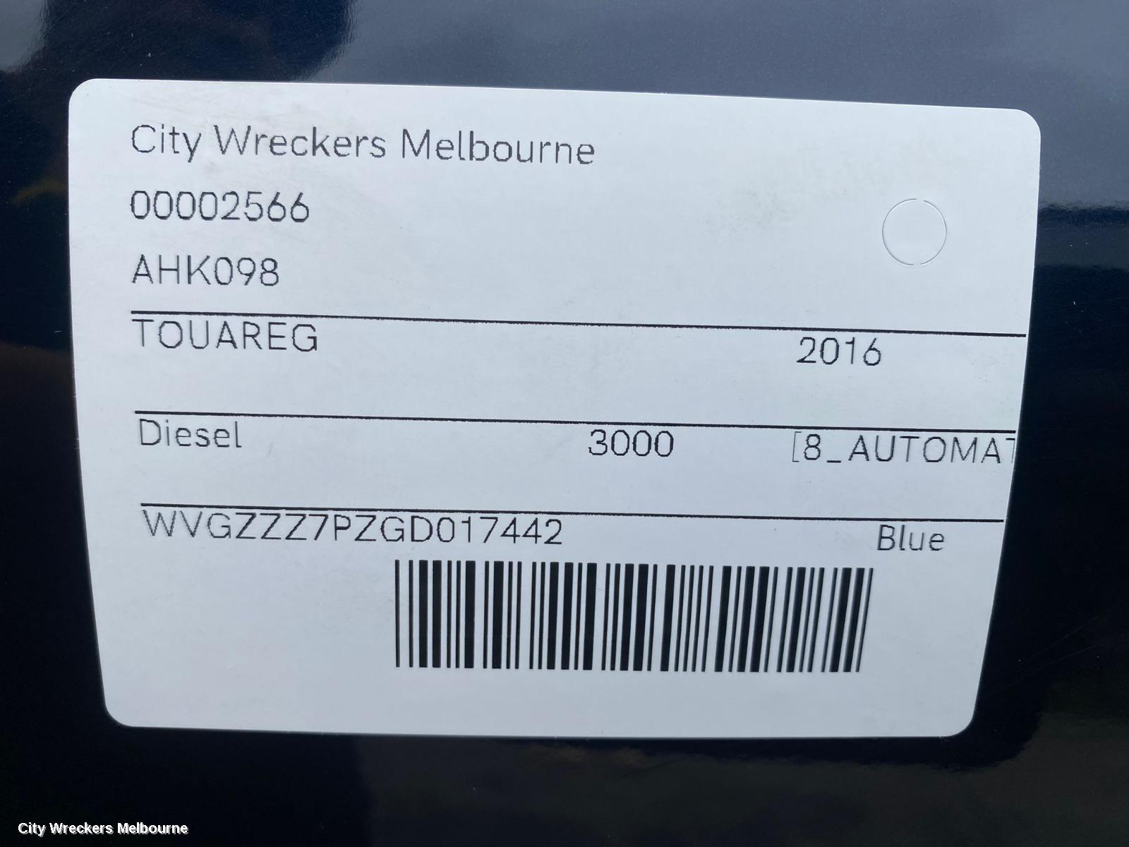 VOLKSWAGEN TOUAREG BONNET, 7P, 07/2011 - 04/2018