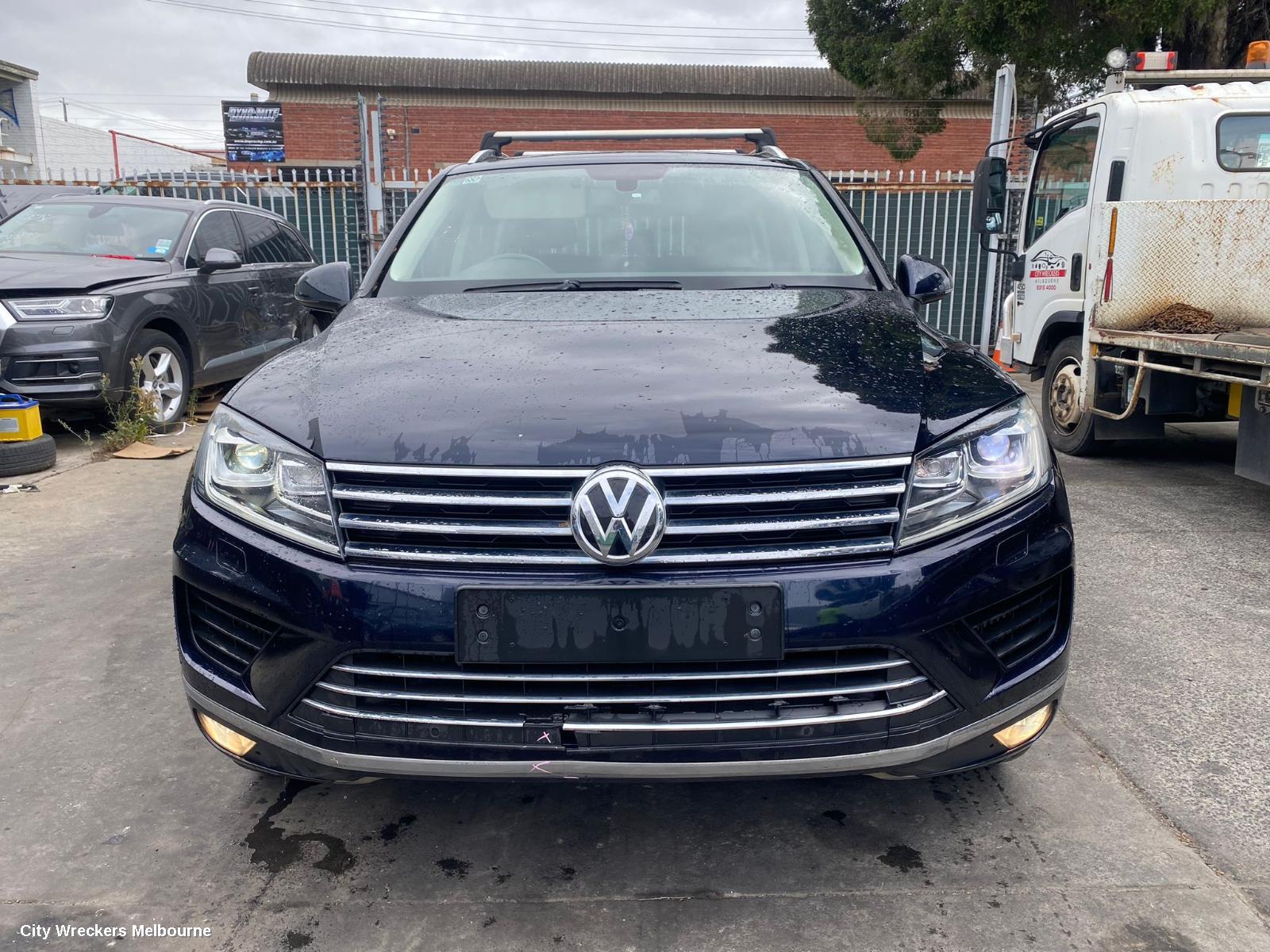 VOLKSWAGEN TOUAREG BONNET, 7P, 07/2011 - 04/2018