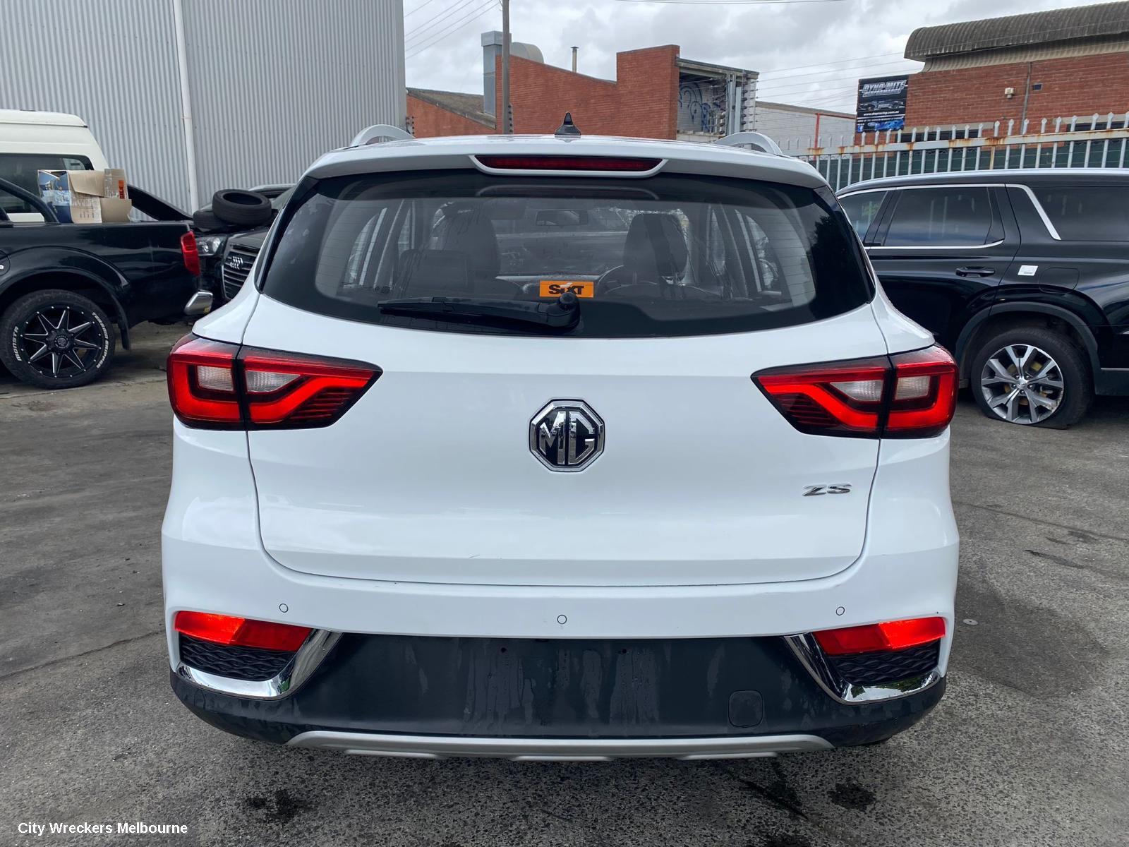MG ZS LEFT REAR DOOR/SLIDING, AZS1, 09/2017 - 06/2025